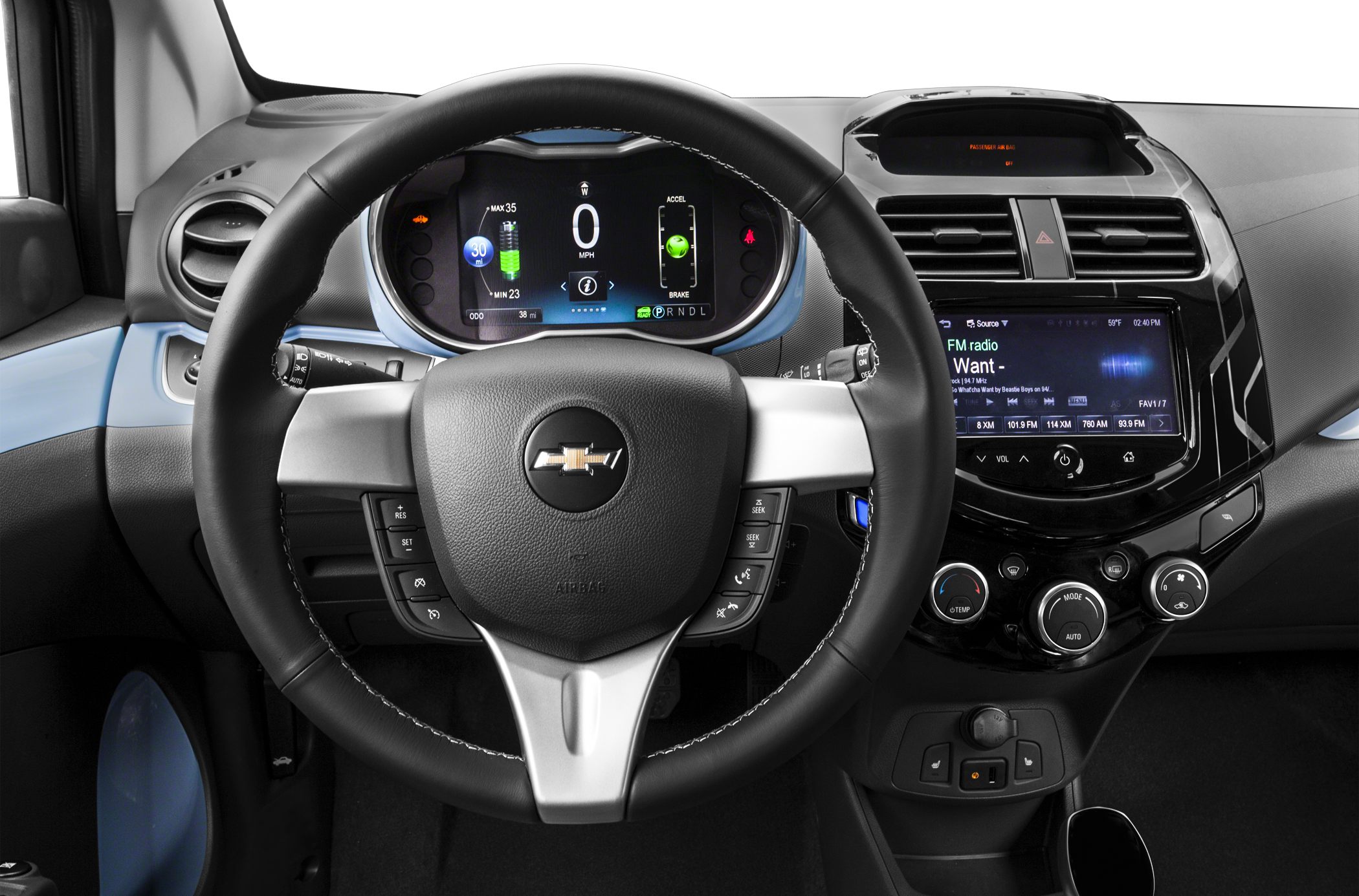 Digital instrument cluster and multimedia touchscreen in car cockpit