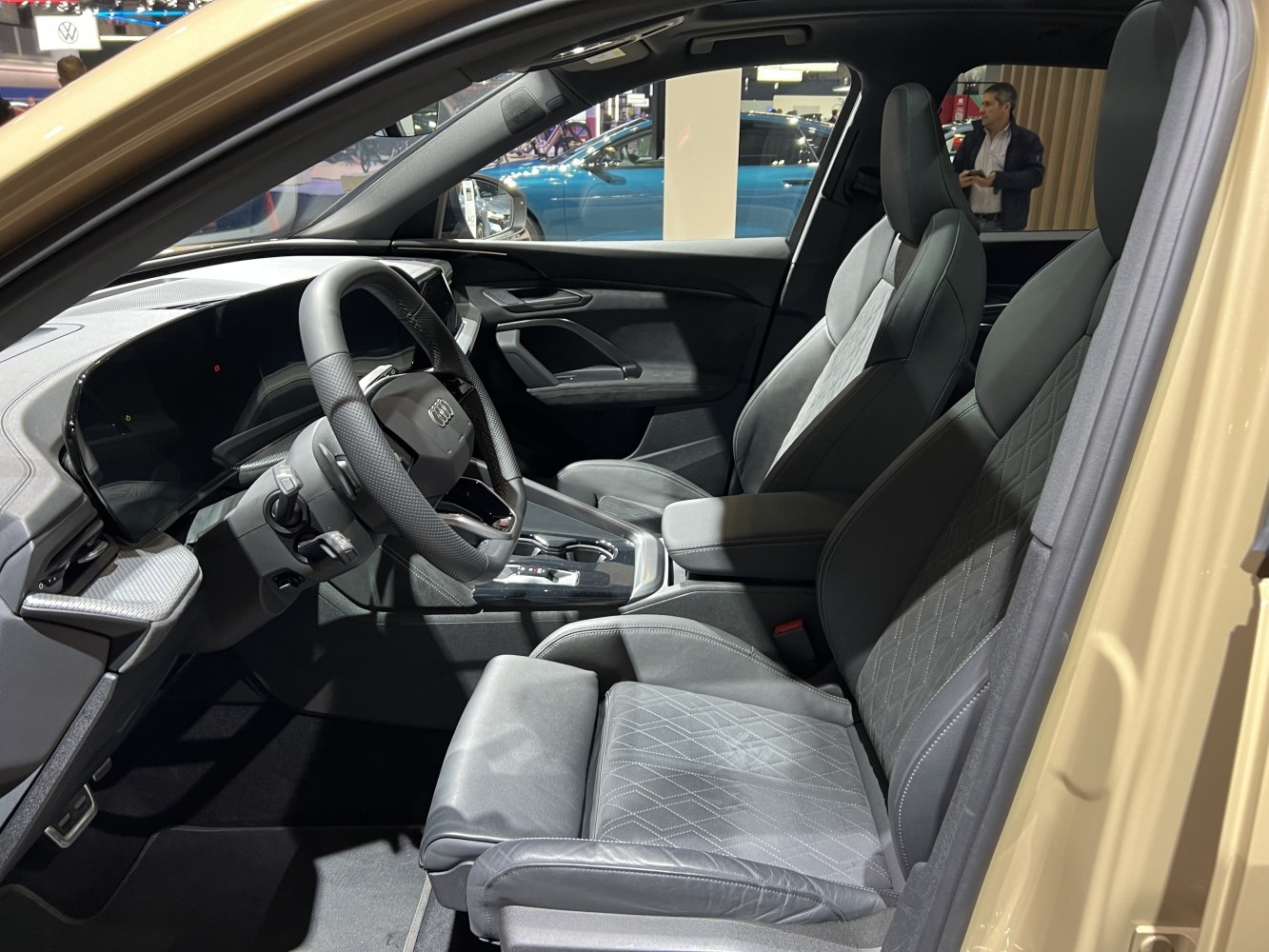 Luxurious sporty seats and advanced dashboard interior design