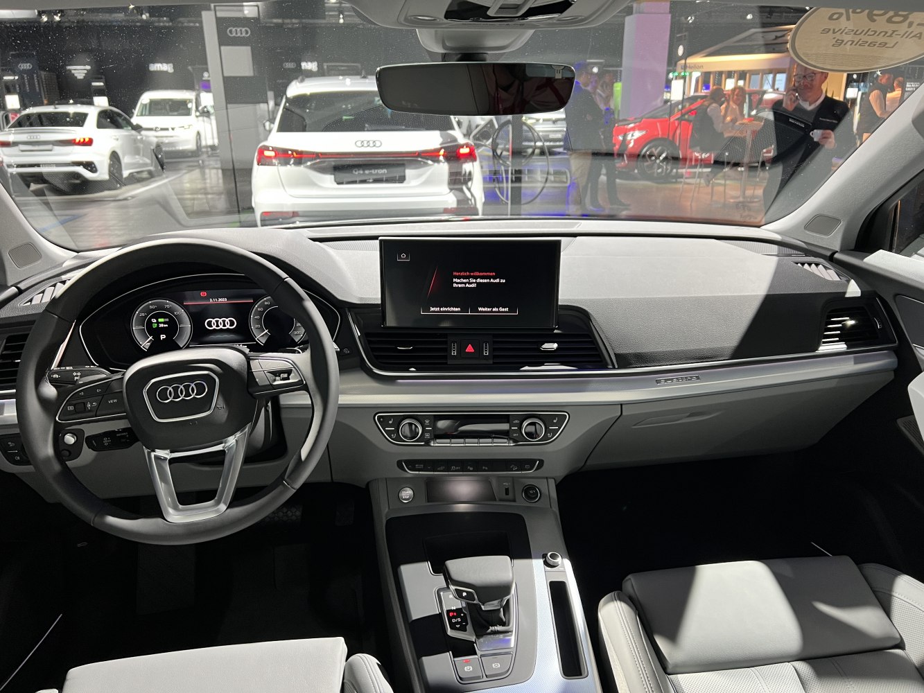 Digital instrument cluster and central infotainment dashboard view