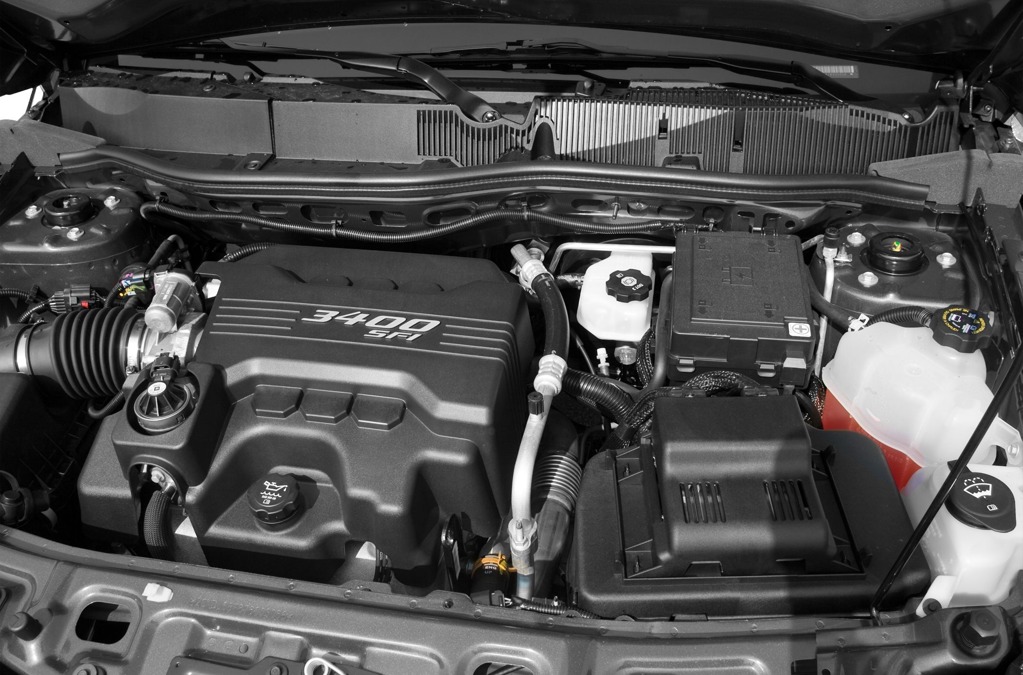 3400 SFI V6 engine layout with fluid reservoirs and wiring