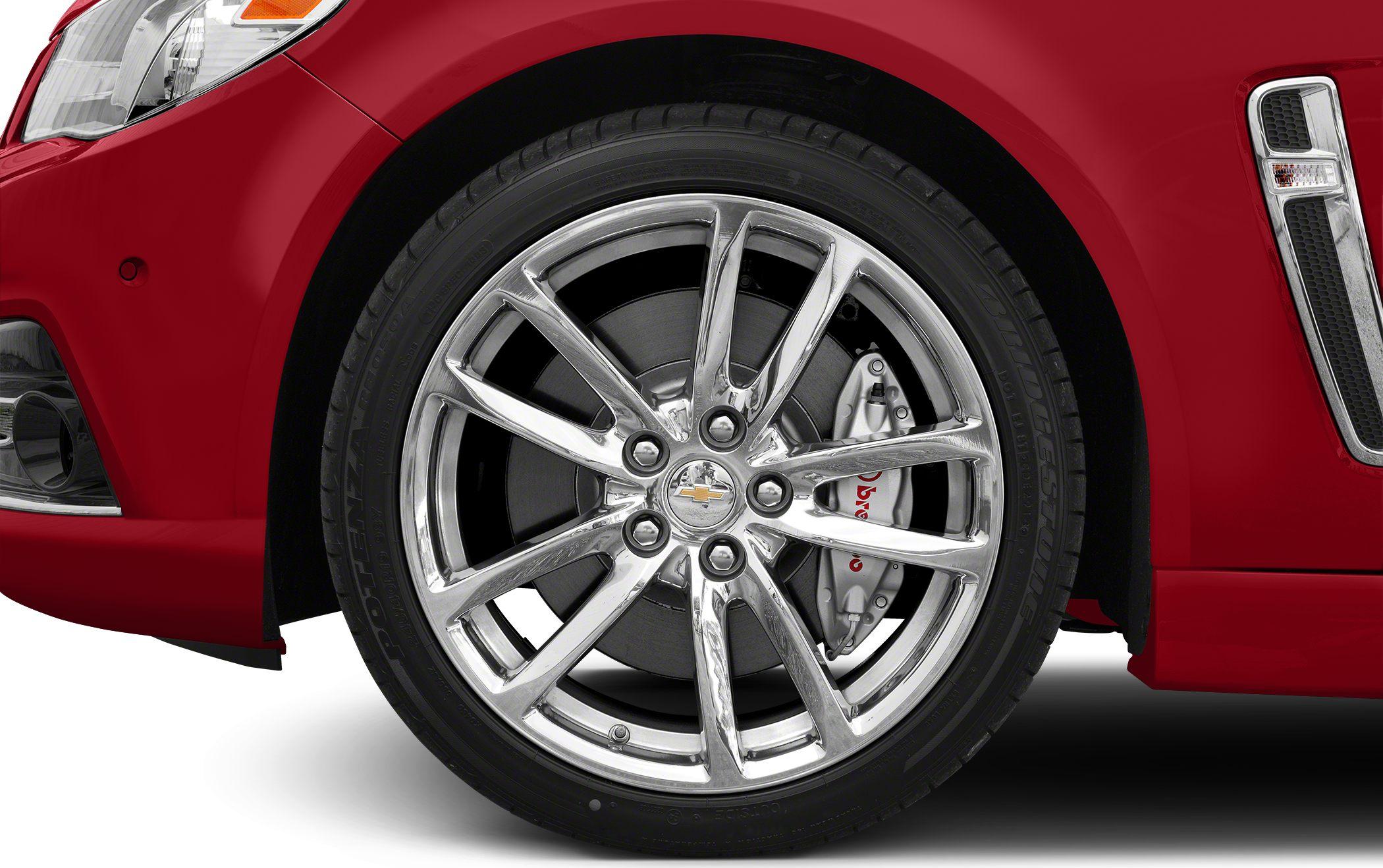 Polished alloy wheel with Brembo front brake caliper