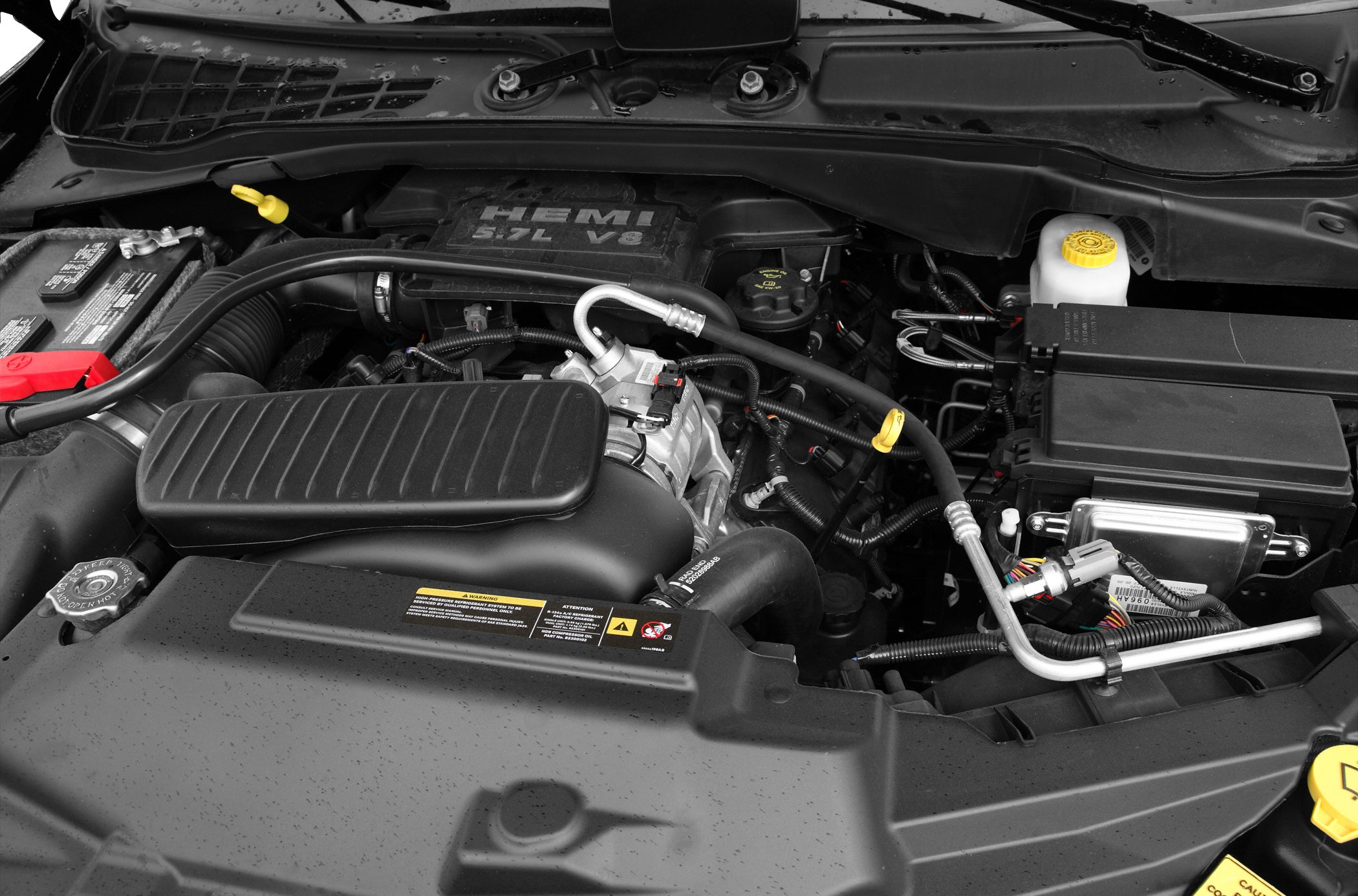 5.7L HEMI V8 engine bay and fluid reservoirs