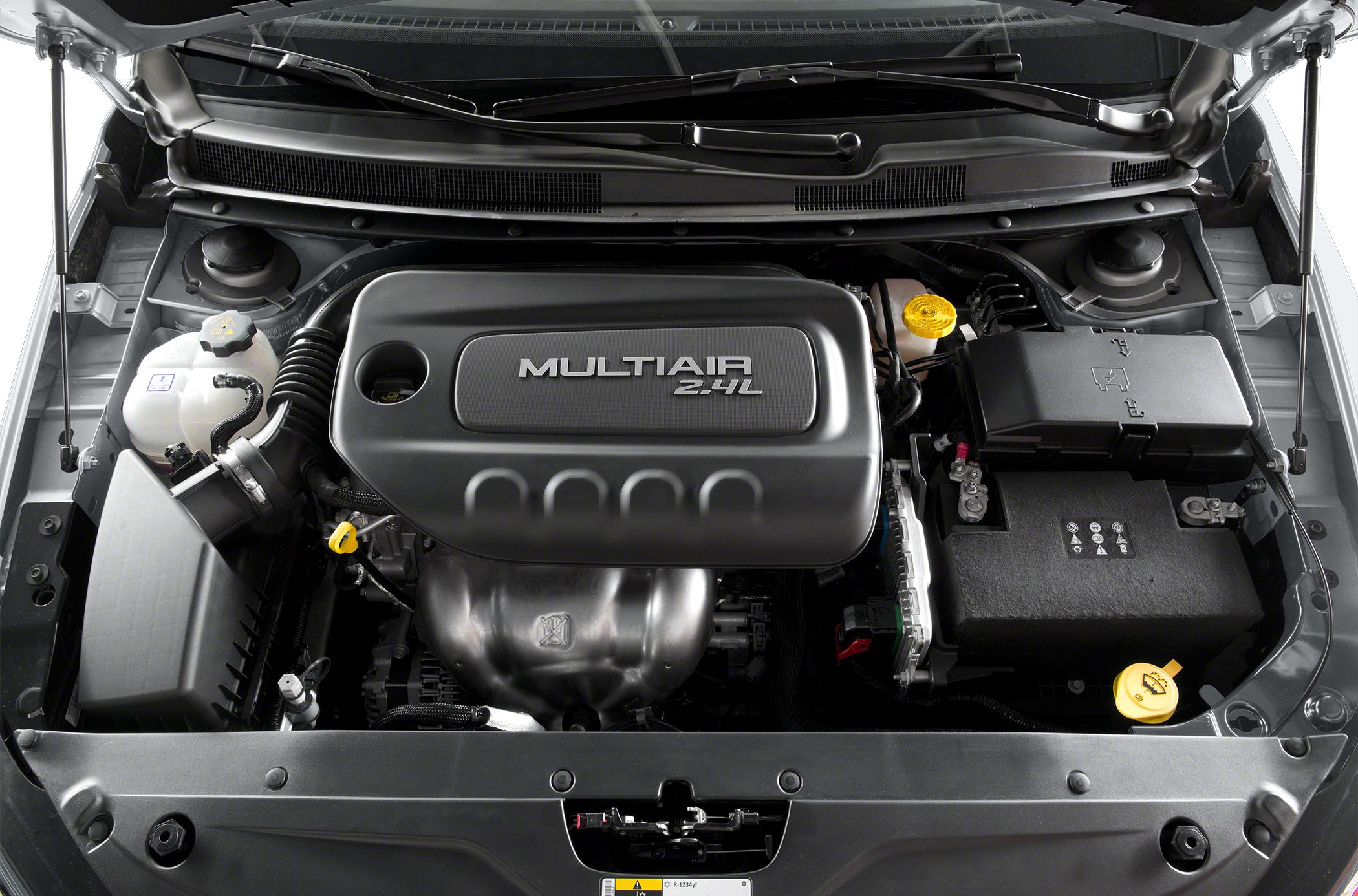 2.4L MultiAir engine cover and surrounding engine bay components