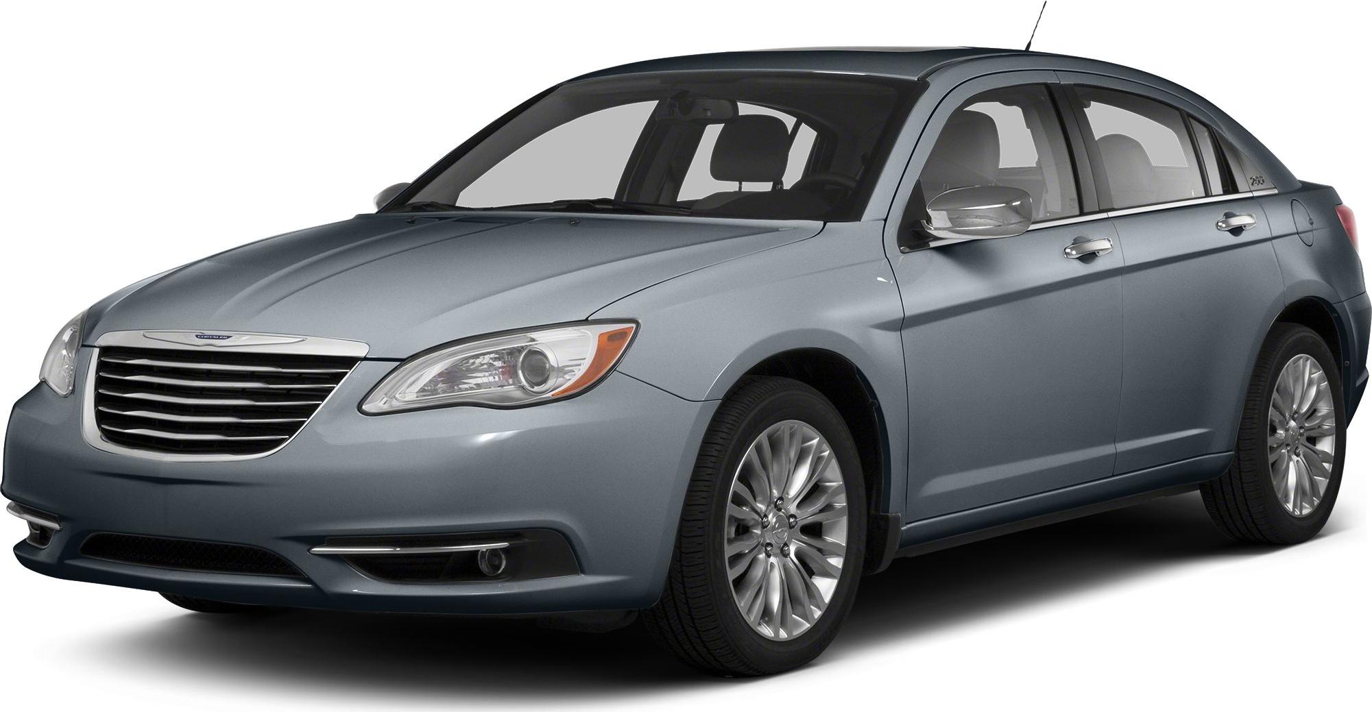 Front grille and alloy wheels of a mid-sized sedan
