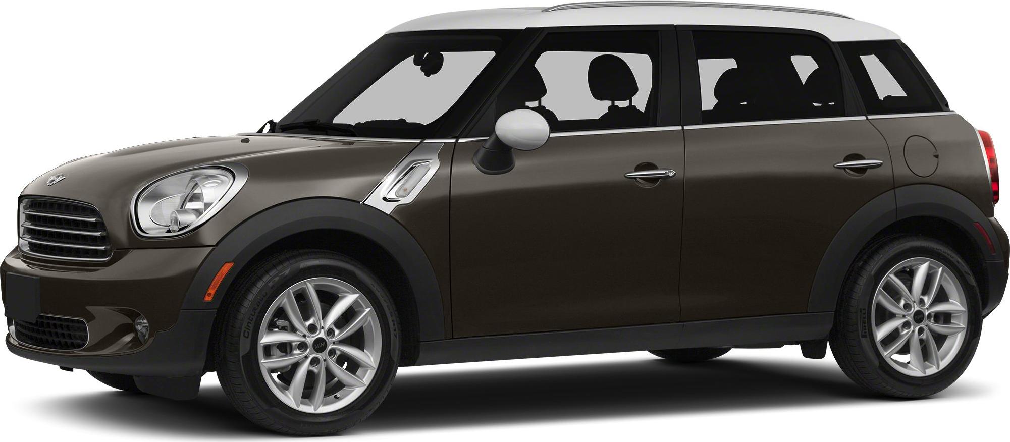 Side profile with alloy wheels and multi-door design