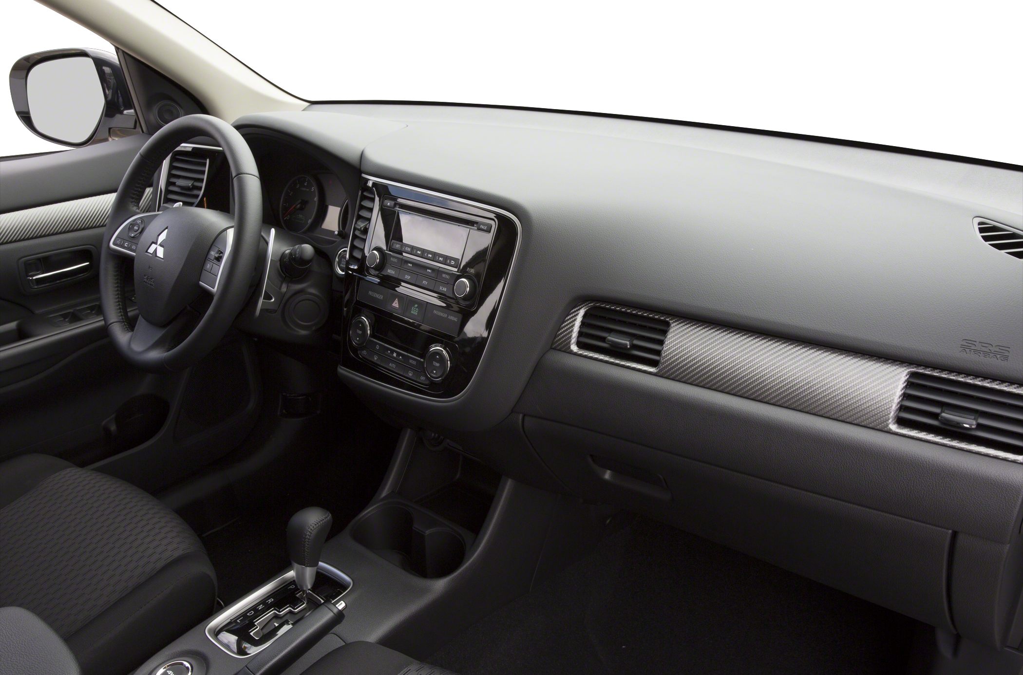Dashboard, steering wheel, center console with automatic gear shift and air vents