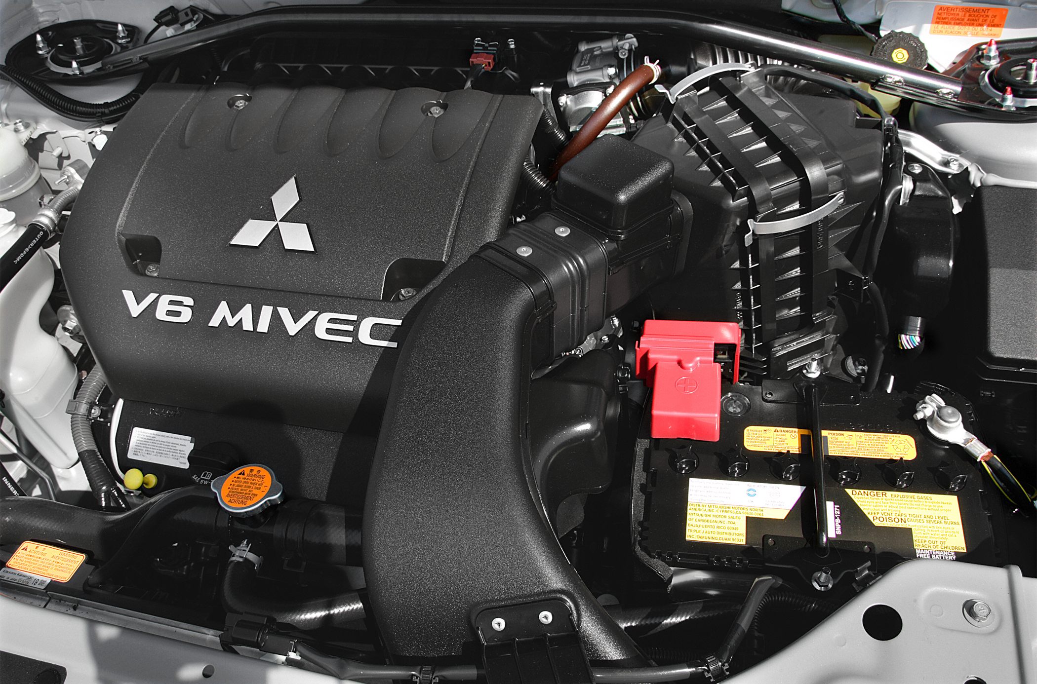 V6 MIVEC engine cover and car battery with air intake system