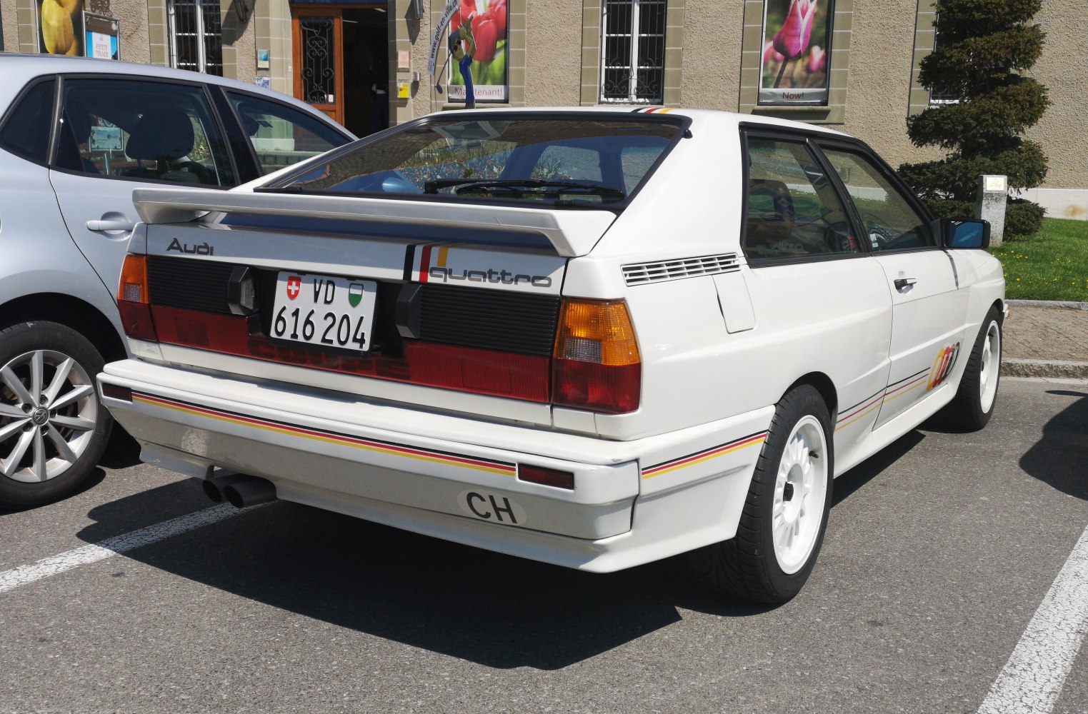 Rear view with spoiler and distinctive taillights