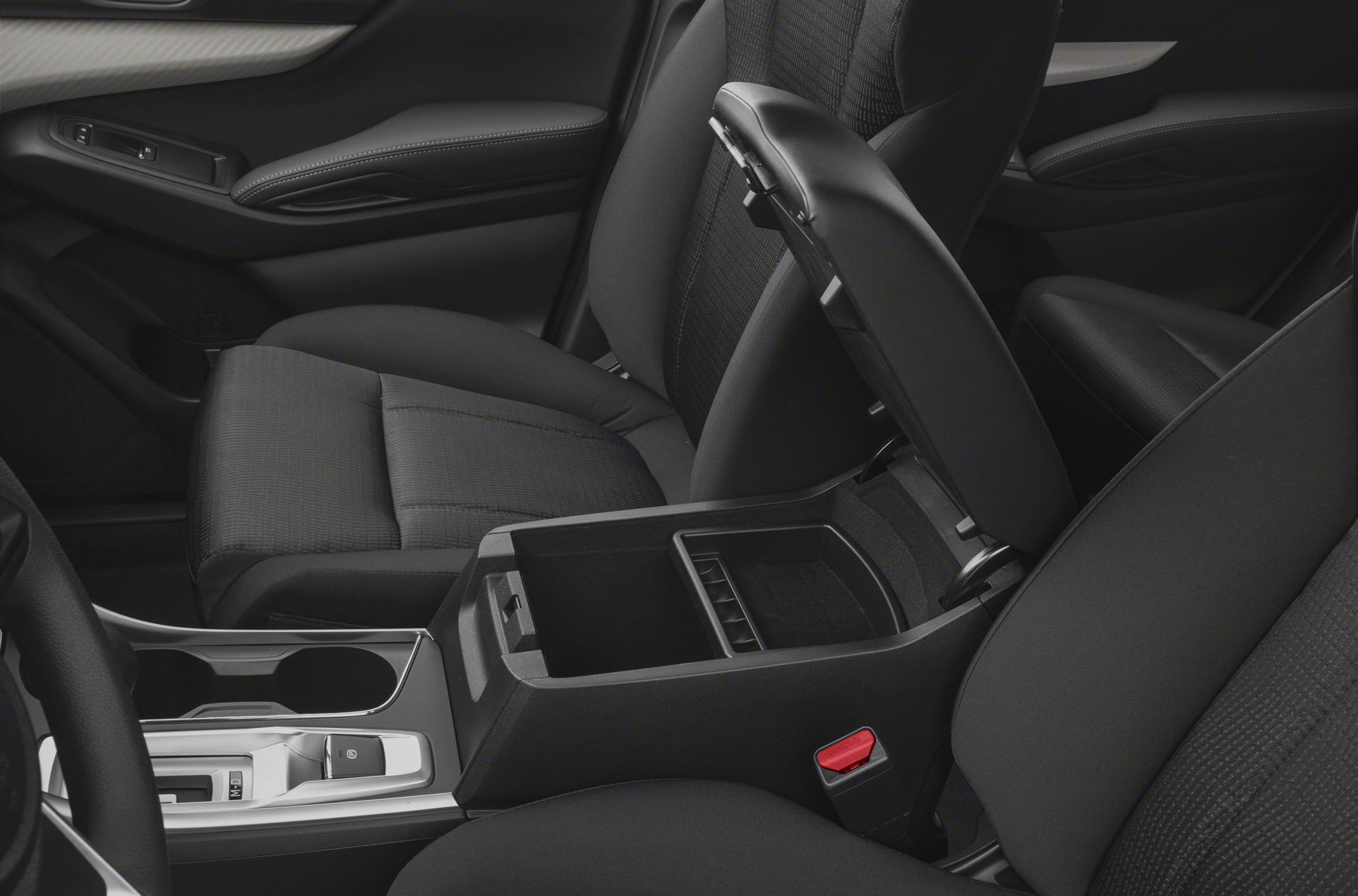 Front seats with open center console storage compartment