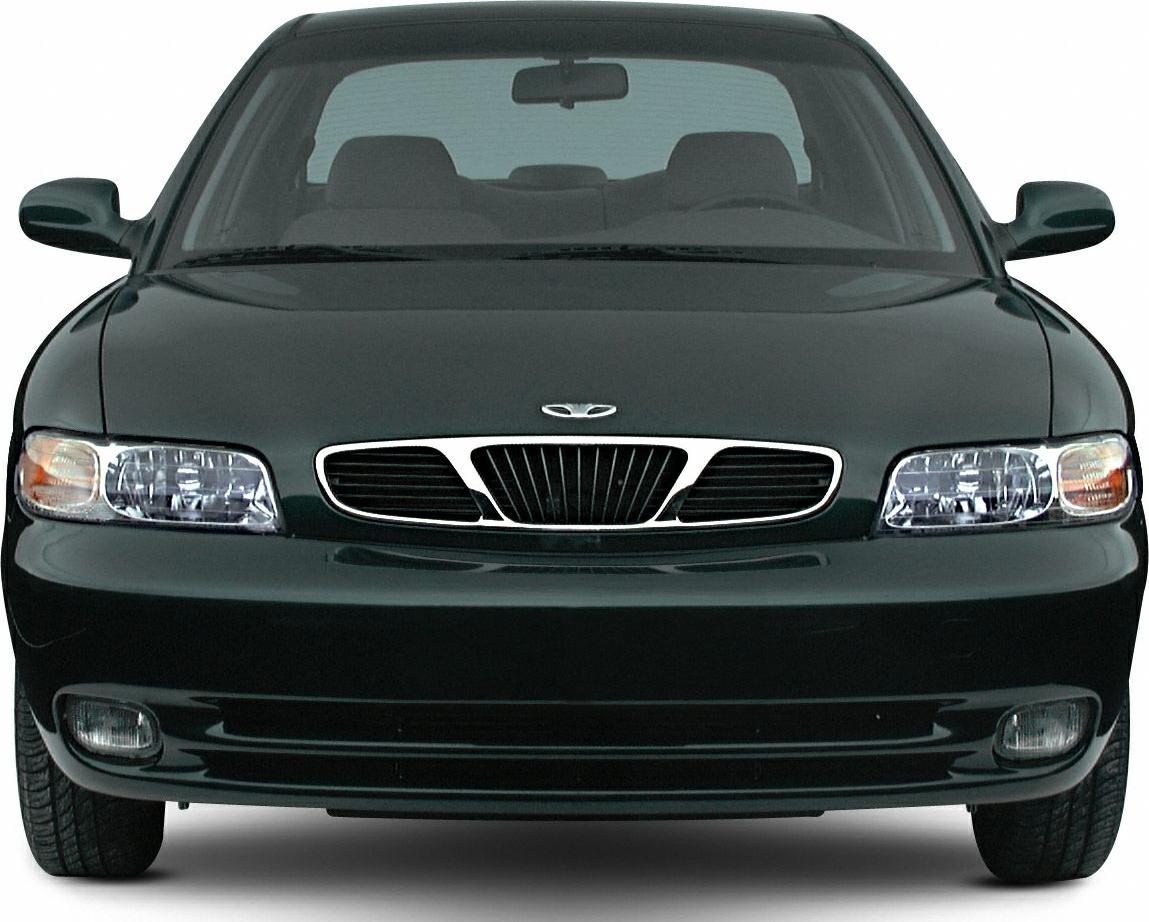 1997 Daewoo Nubira (KLAJ) Front View