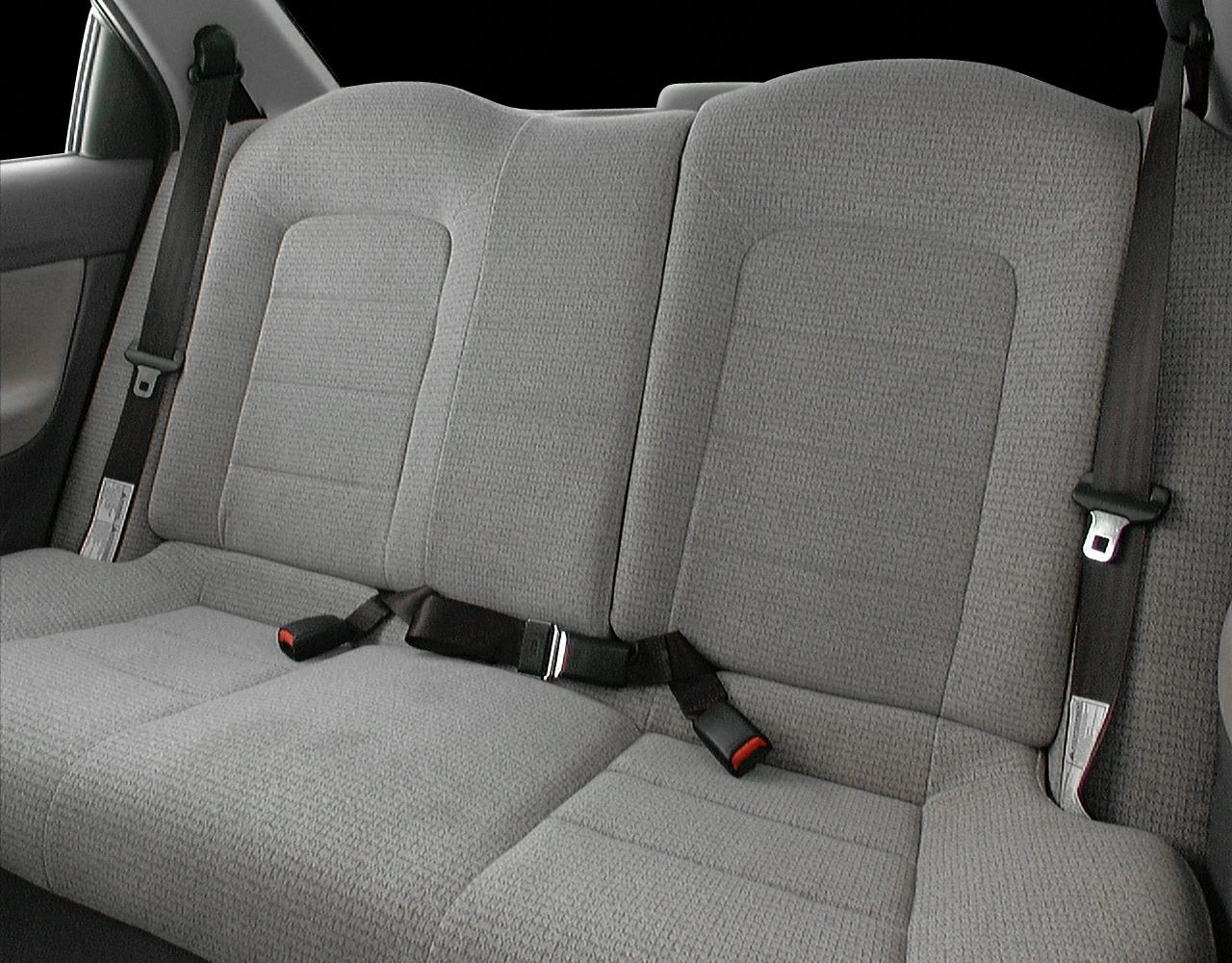 Rear fabric seats with three-point seatbelts