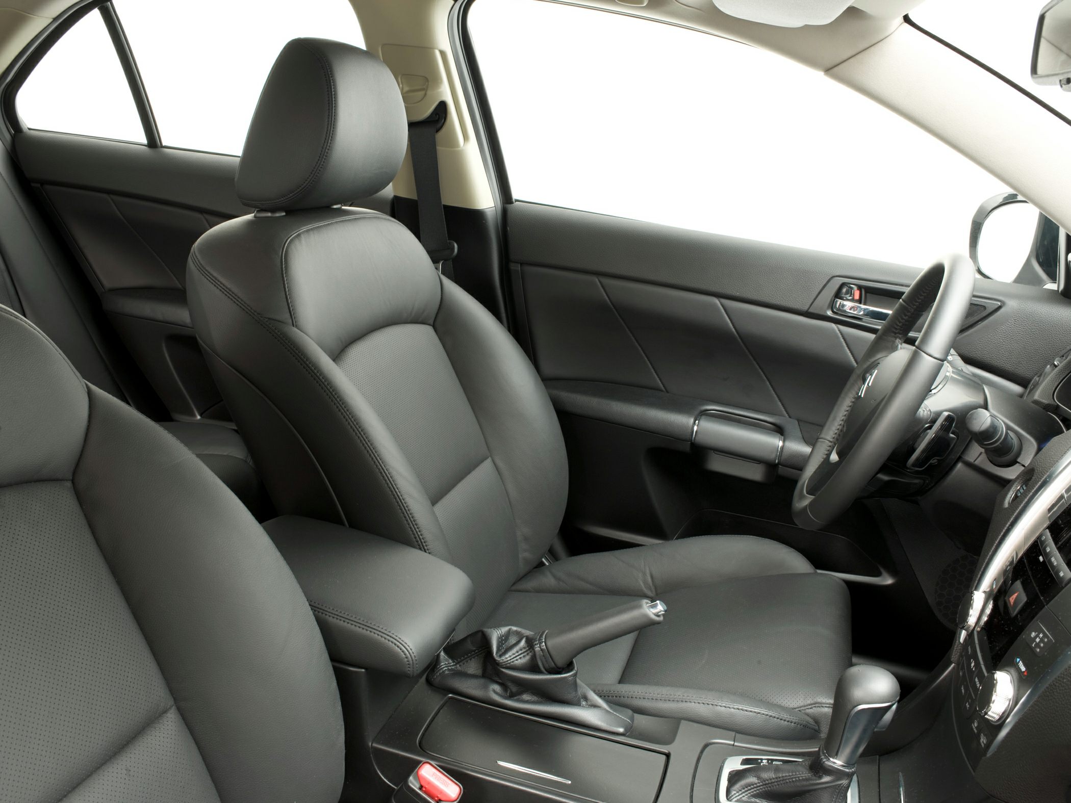 Leather front seats and dashboard interior with ergonomic design