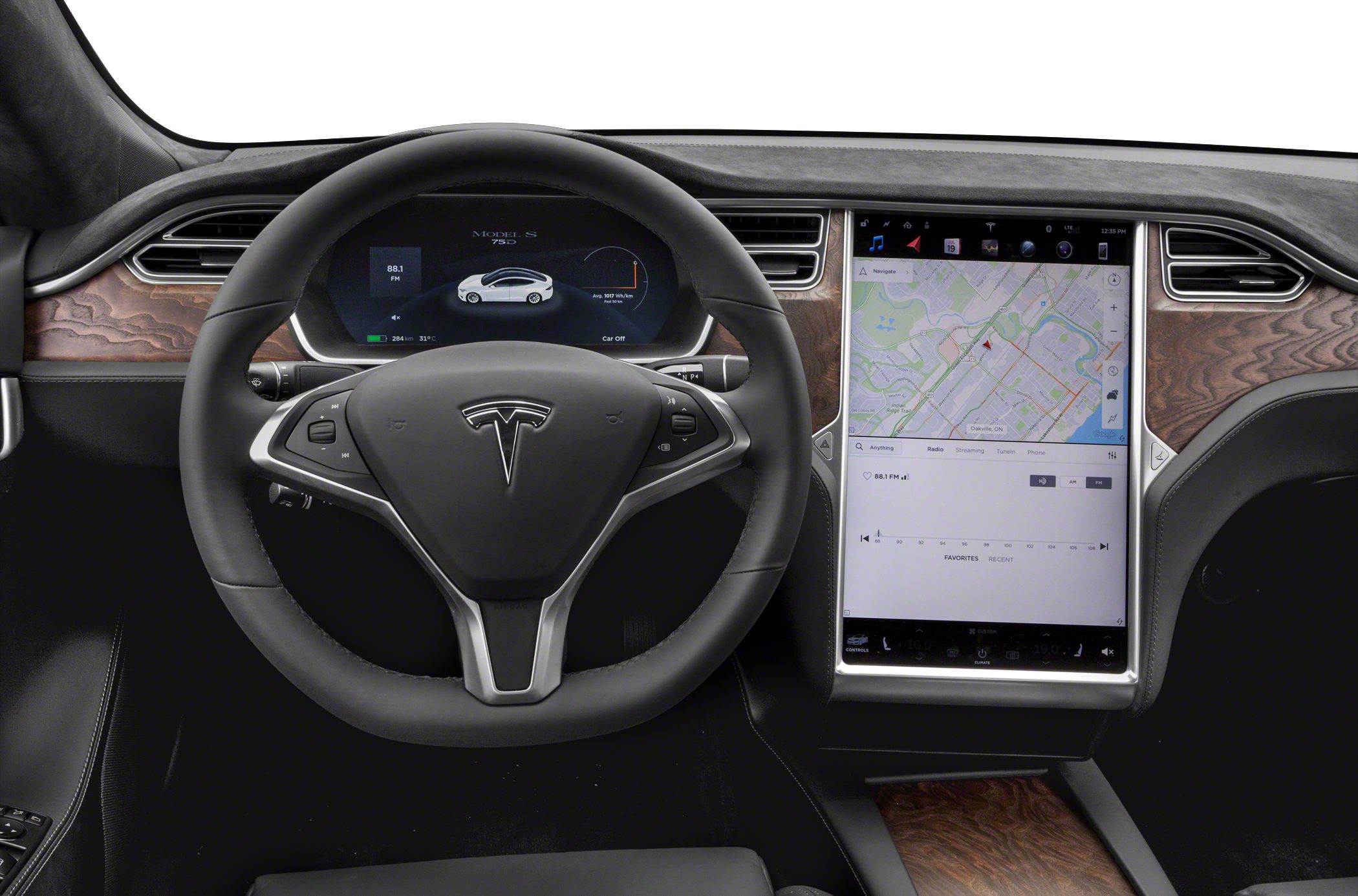 Digital dashboard and large central touchscreen infotainment