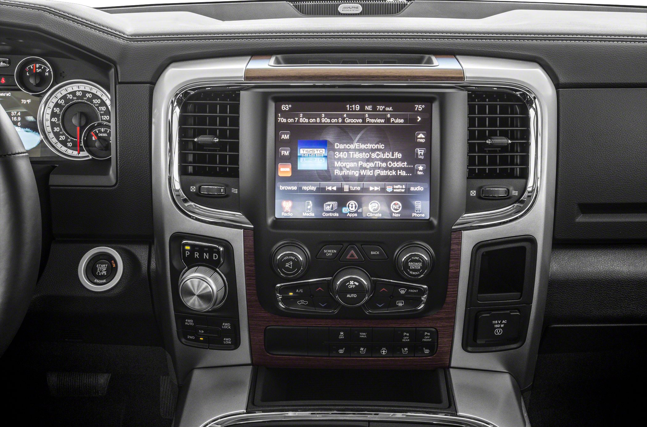 Infotainment system and dashboard with rotary gear selector