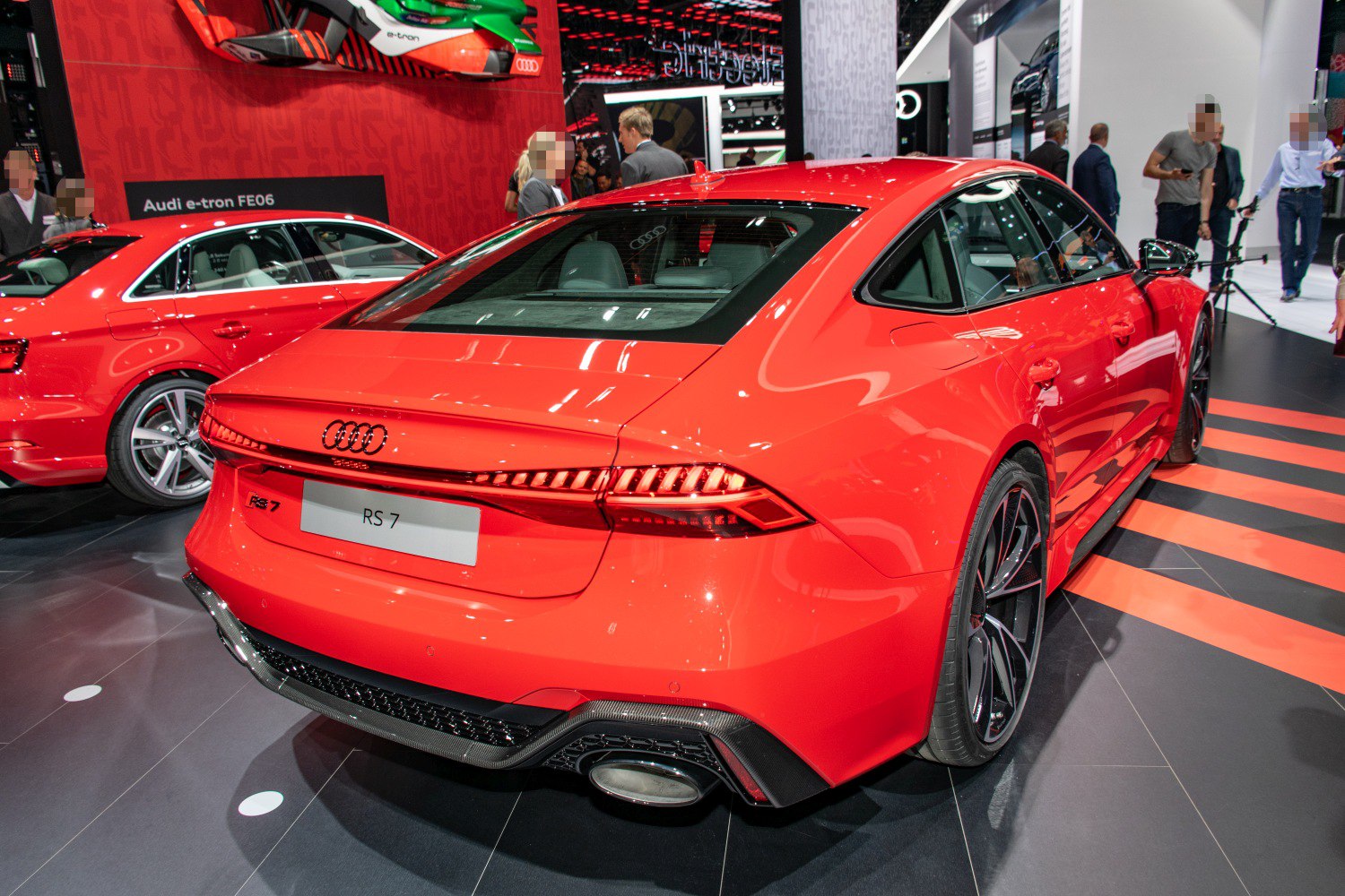 Rear view with LED tail lights and sporty diffuser