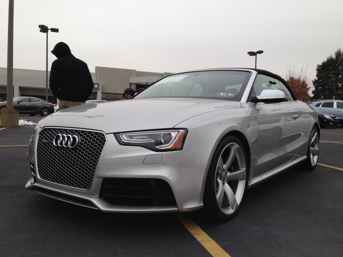 Silver convertible with LED headlights and honeycomb grille