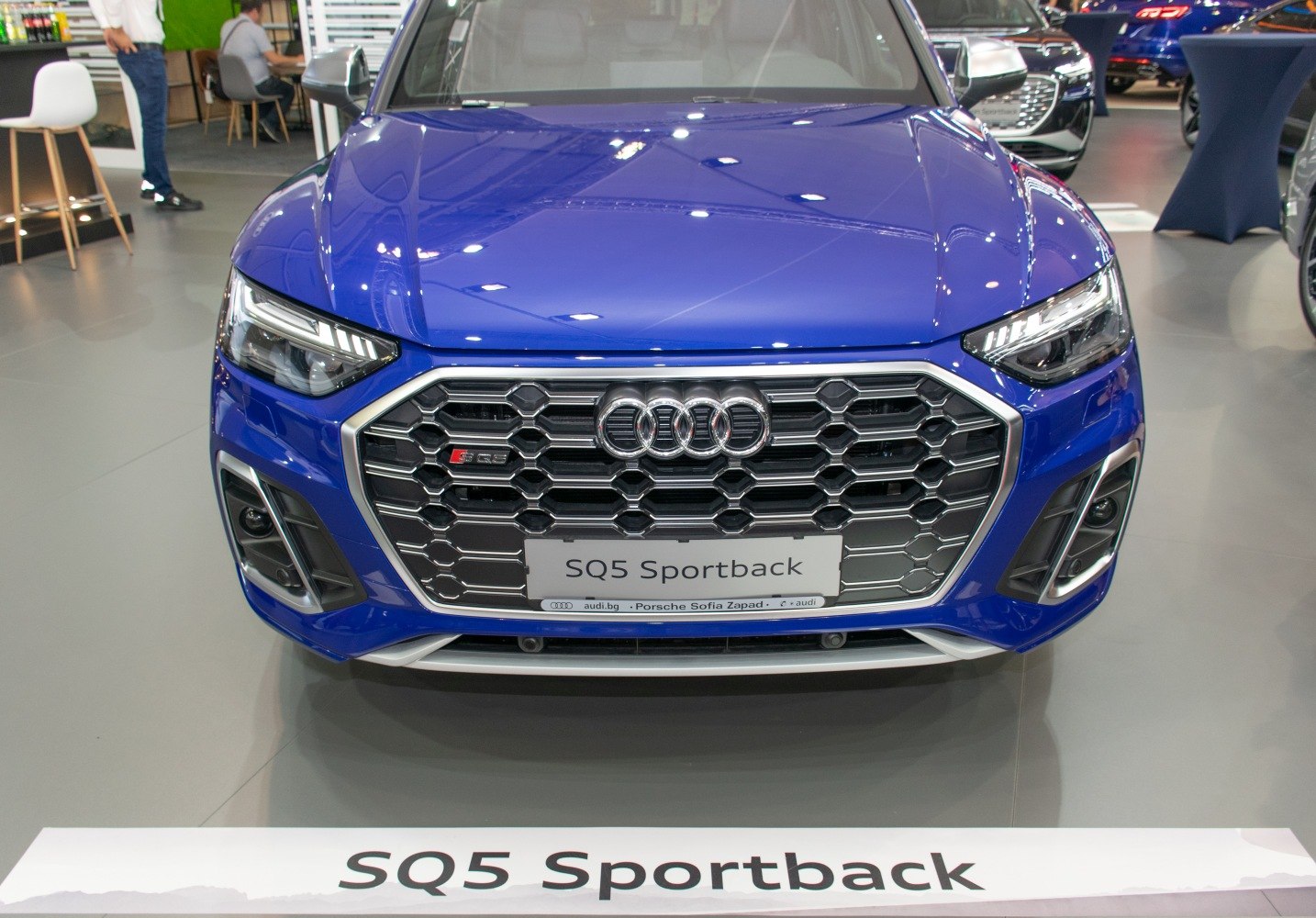 Hexagonal grille and LED headlights front view