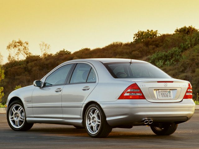 3/4 rear-left view