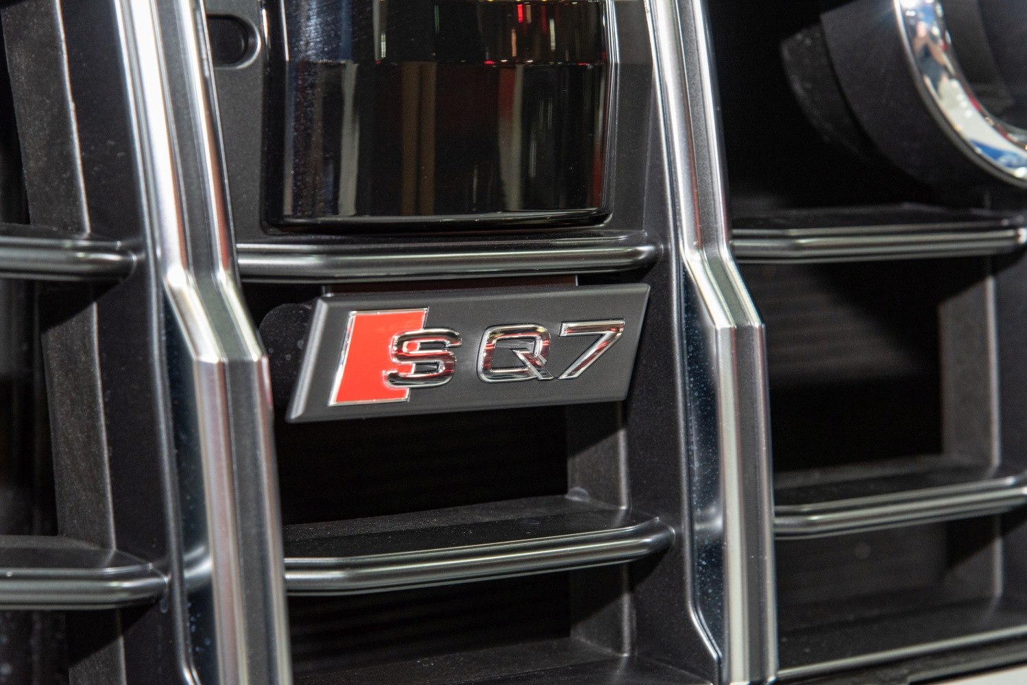 Audi SQ7 front grille with SQ7 badge