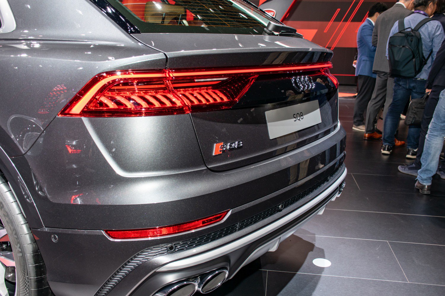 LED taillights, quad exhaust tips, sporty rear bumper in metallic gray