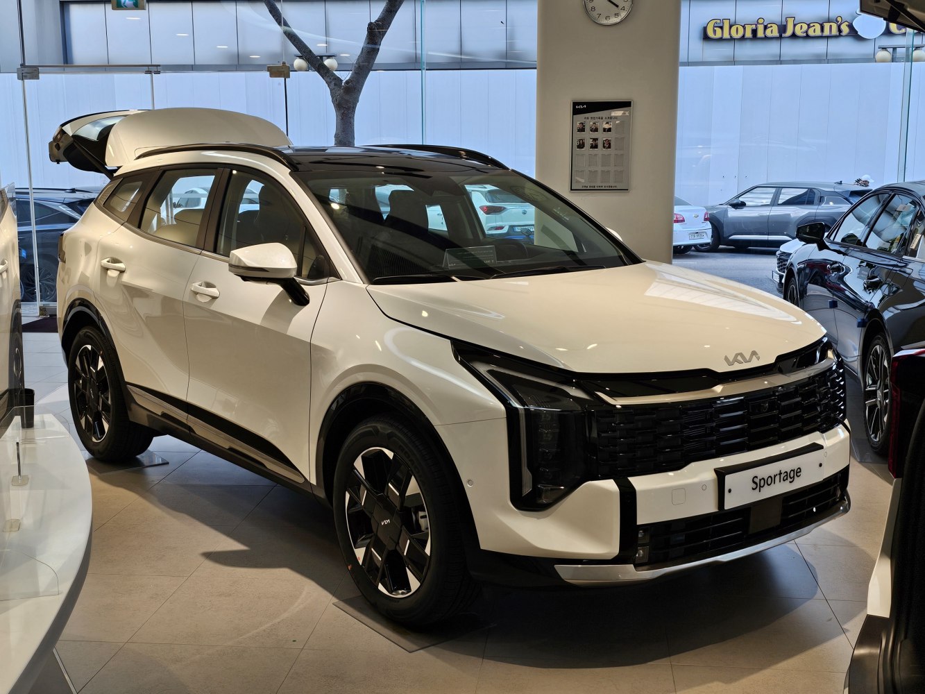 3/4 front-left view
