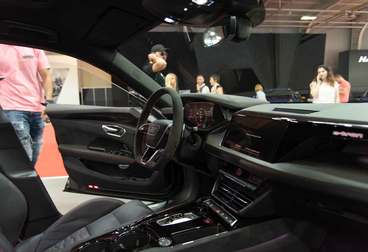 Dashboard and steering wheel with infotainment displays