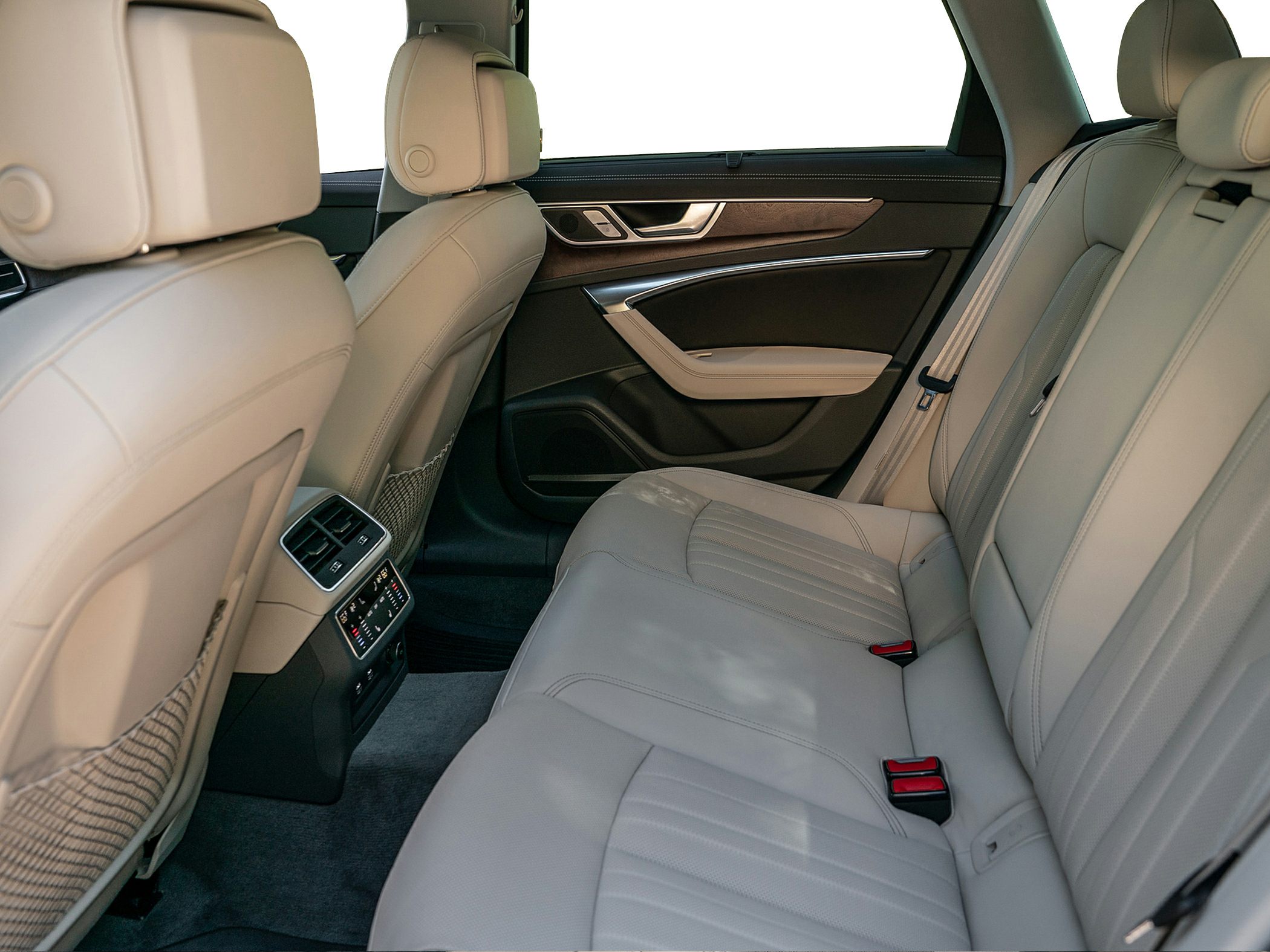 Beige leather rear seats with advanced climate controls