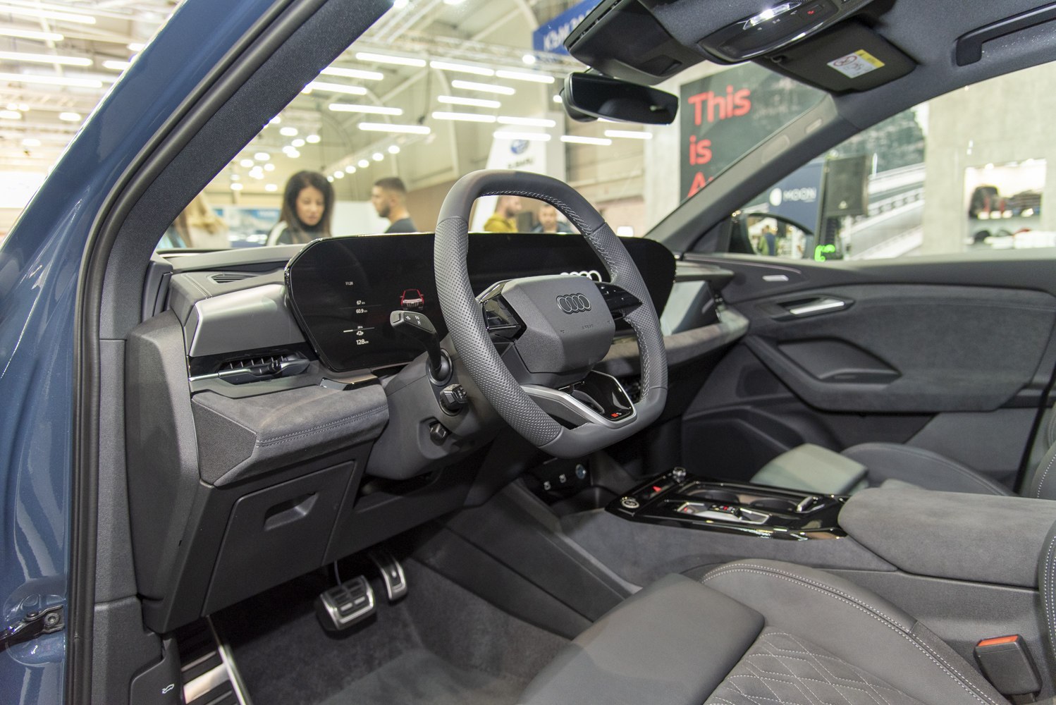 Futuristic digital dashboard and premium steering wheel design