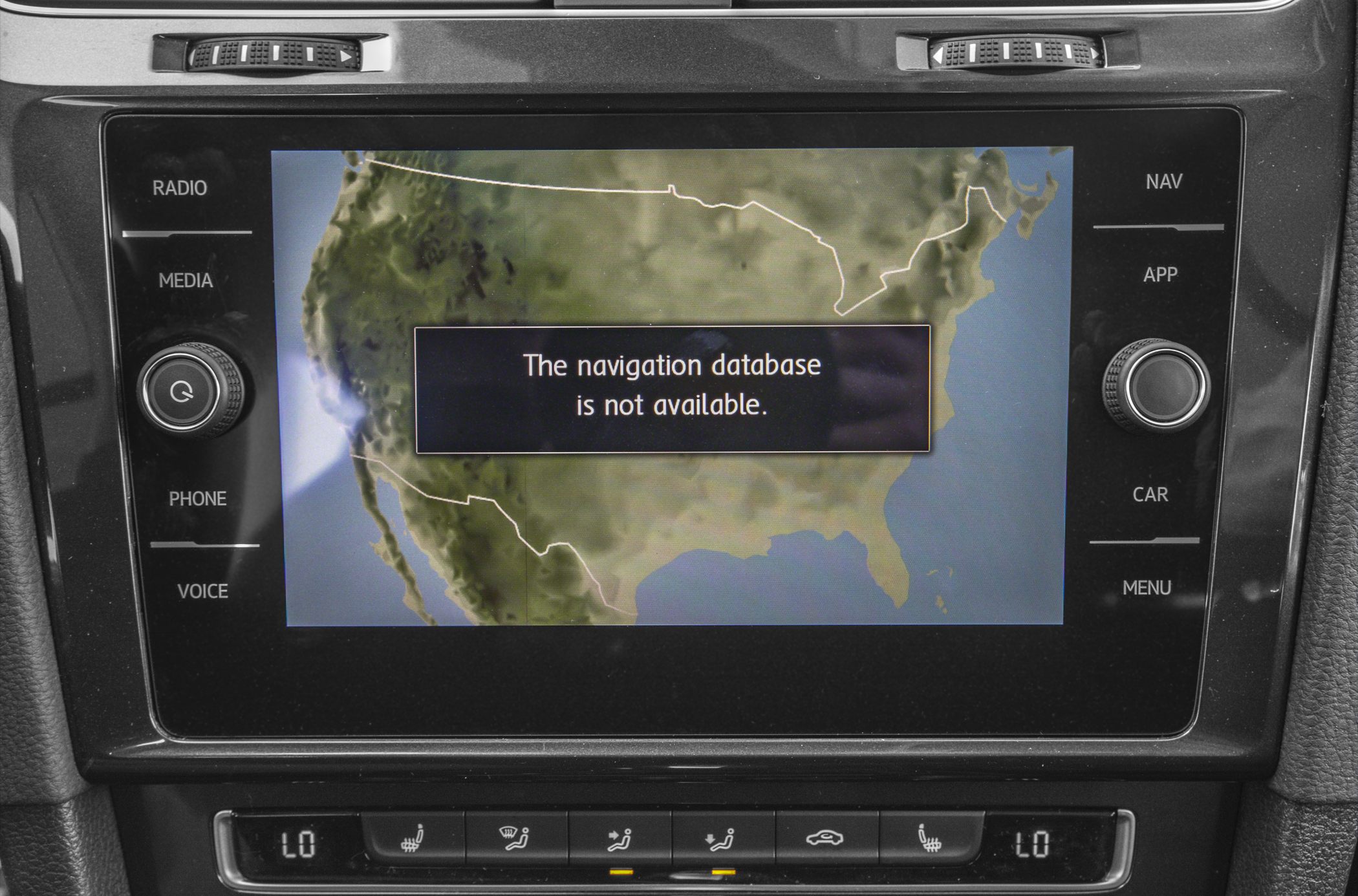 Infotainment screen showing navigation database error message