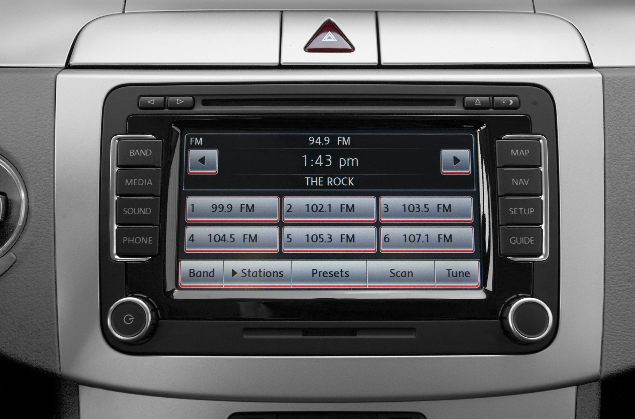 Car radio and navigation system with FM presets and control buttons