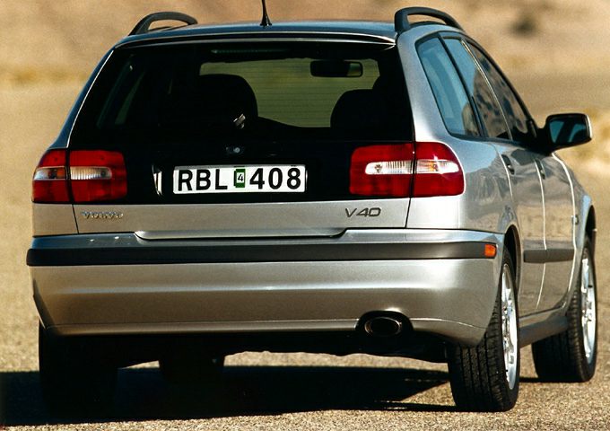 3/4 rear-right view