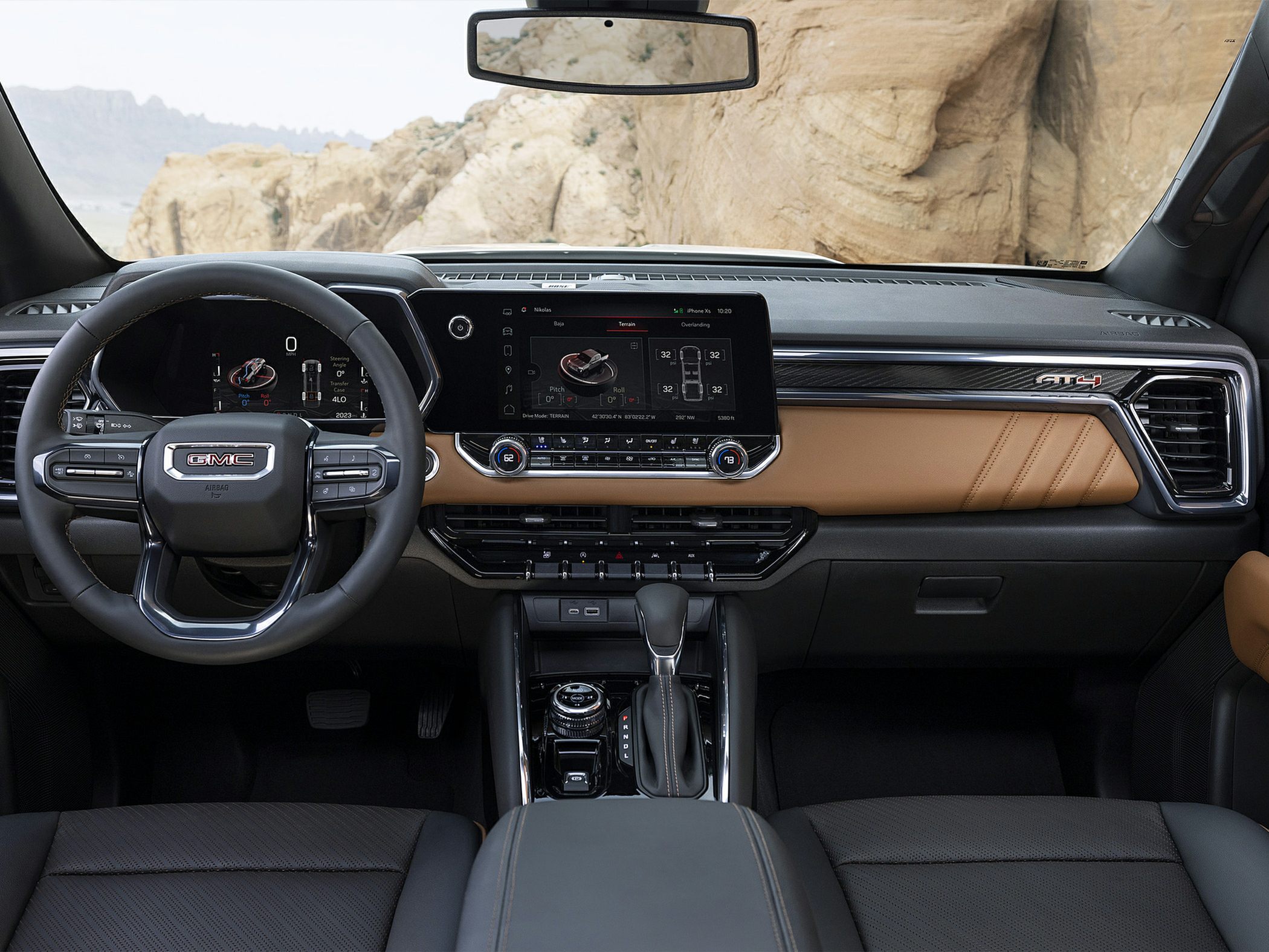 Digital dashboard and ergonomic steering wheel with integrated controls