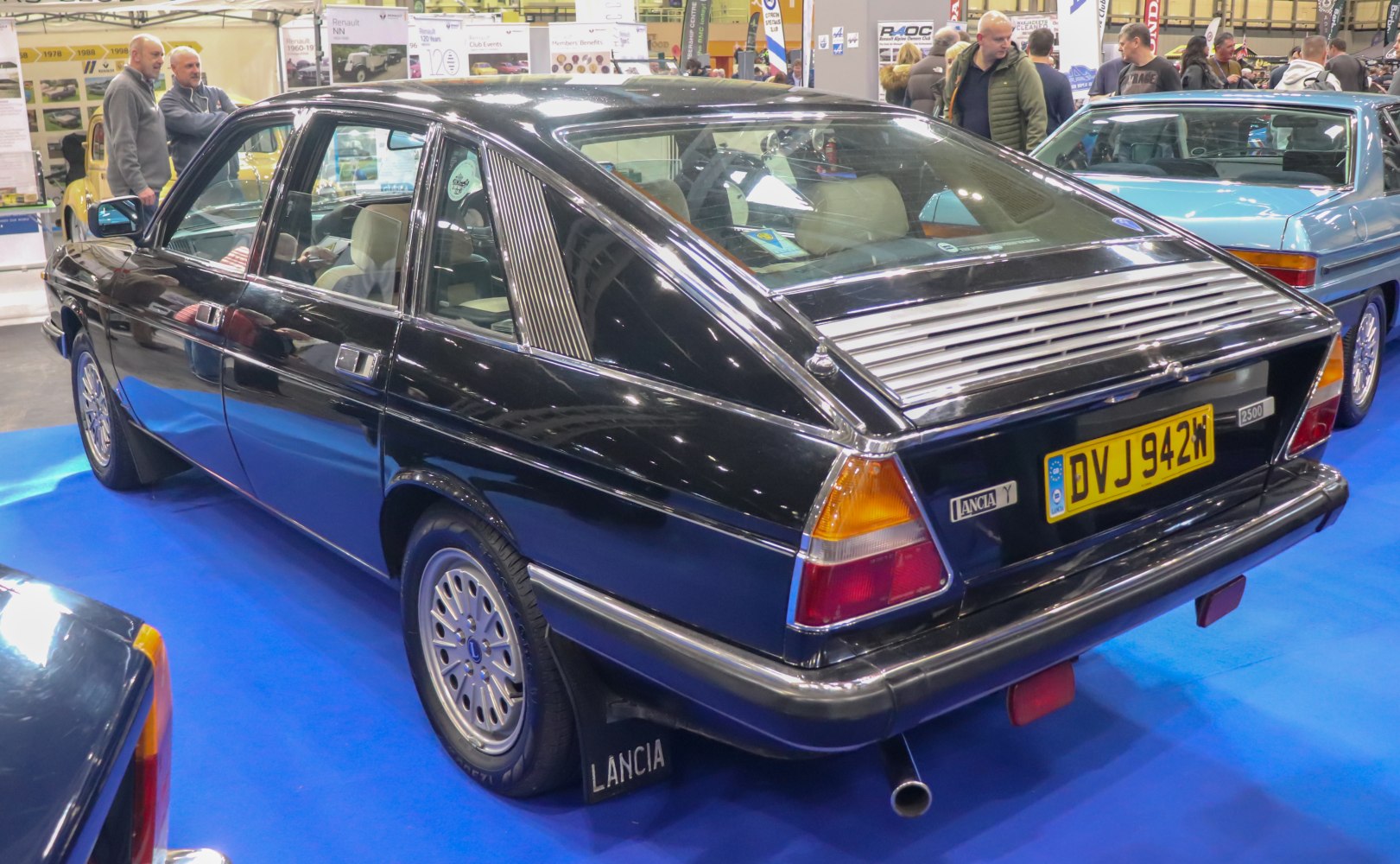 Retro hatchback rear with louvered window and triangular quarter panel