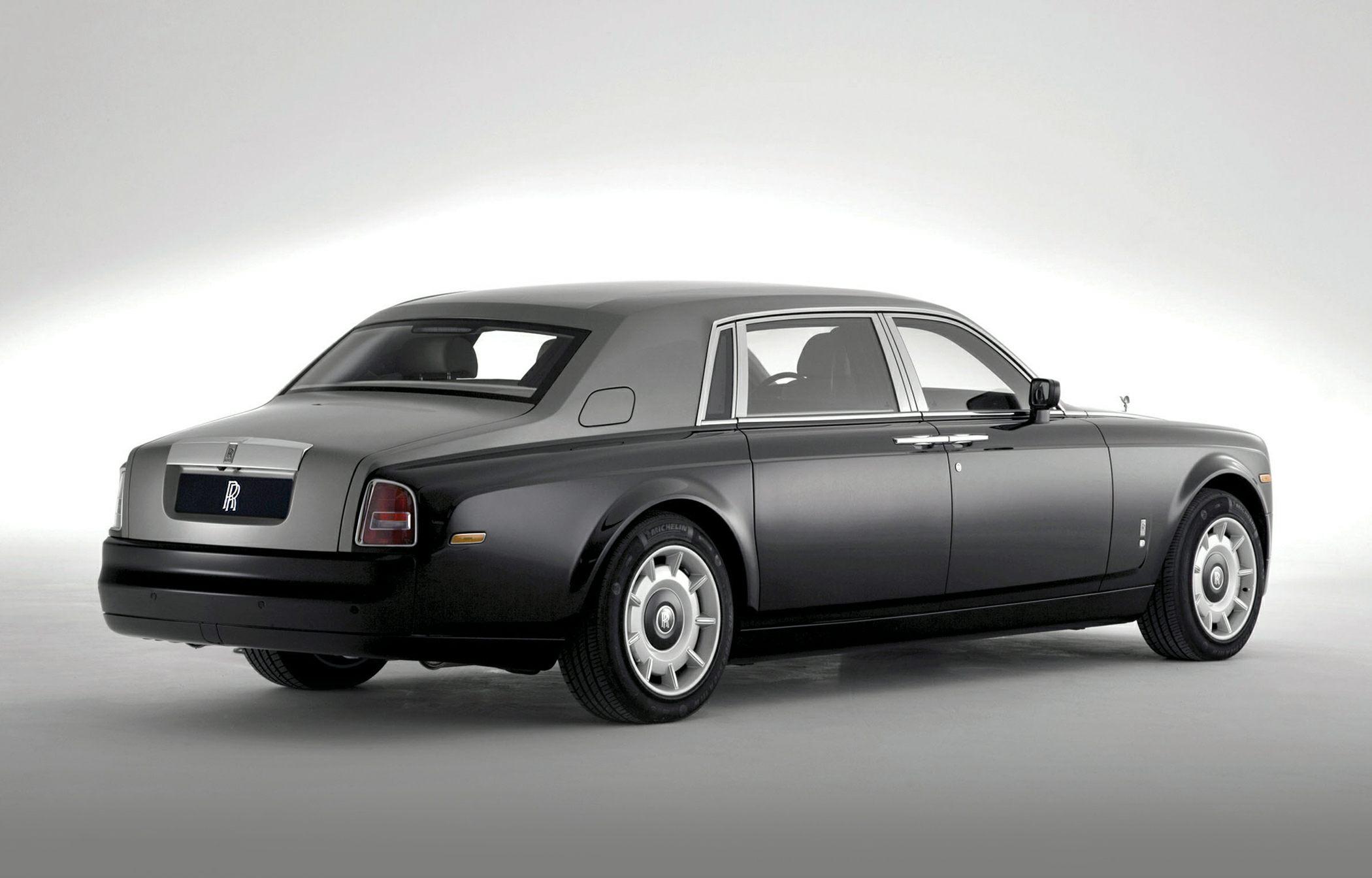 3/4 rear-right view