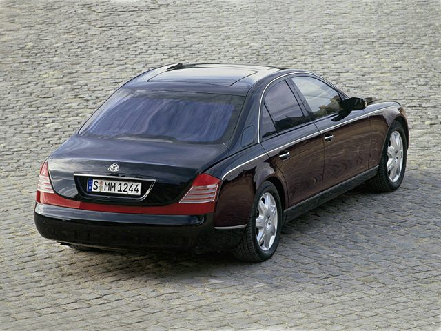 3/4 rear-right view