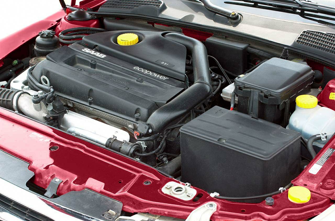 Engine bay with 2.3L Ecopower direct ignition engine and surrounding components