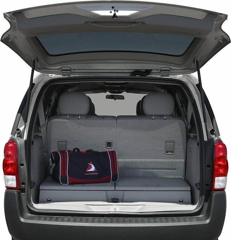 Open rear trunk with foldable seats and cargo bag