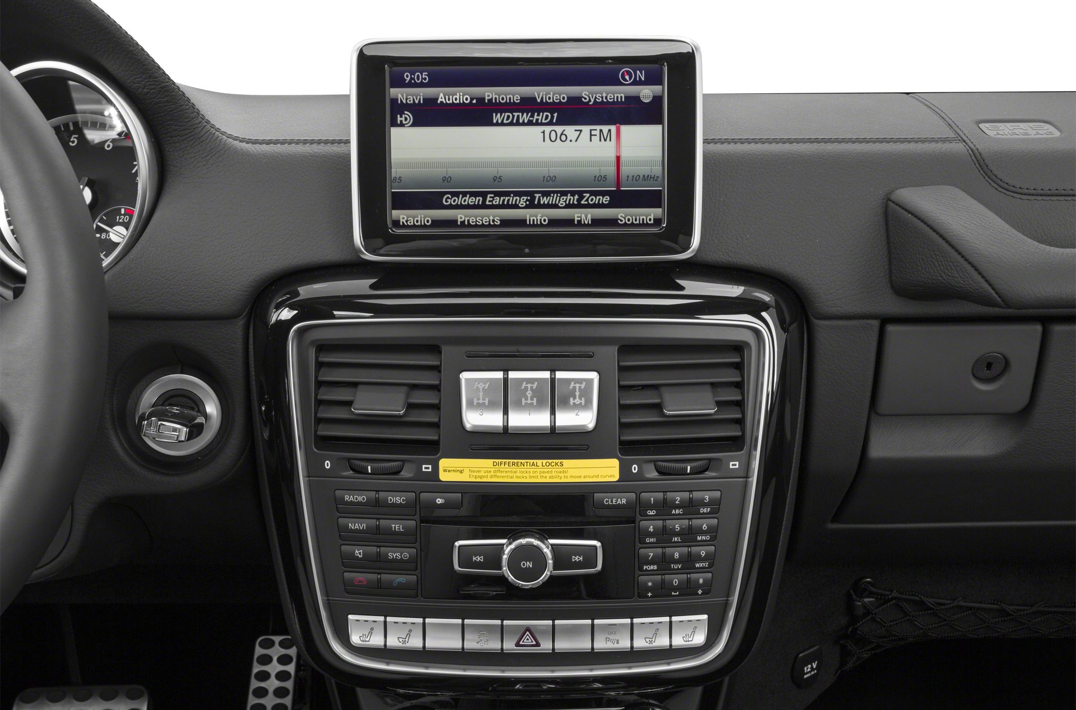 Multimedia display and differential lock controls on dashboard
