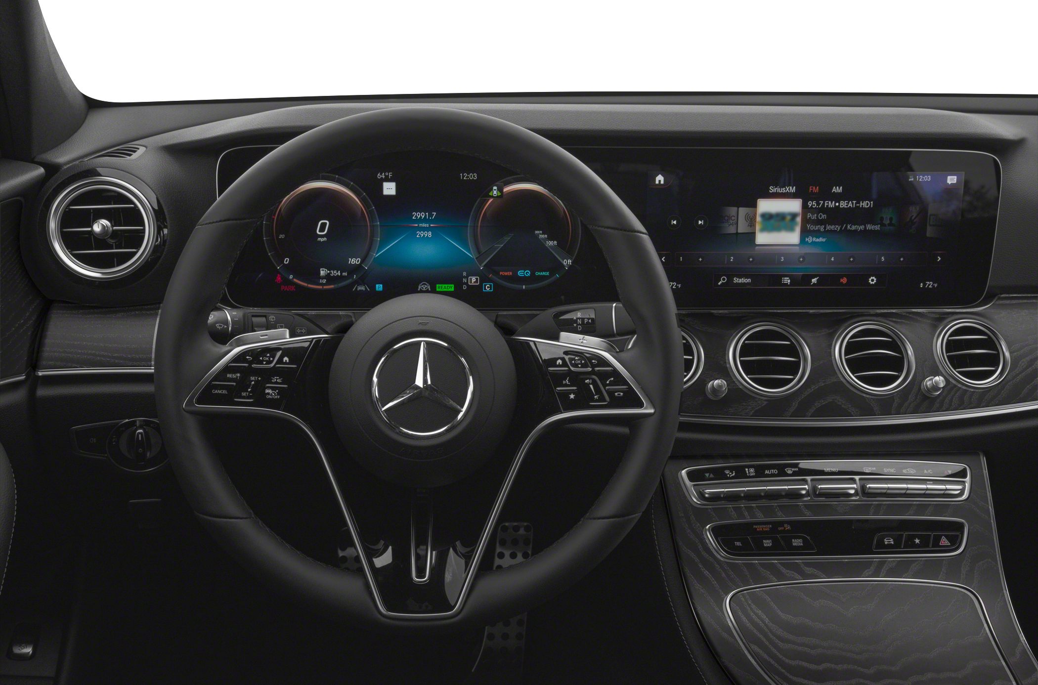 Modern digital dashboard and steering wheel controls with ventilation system