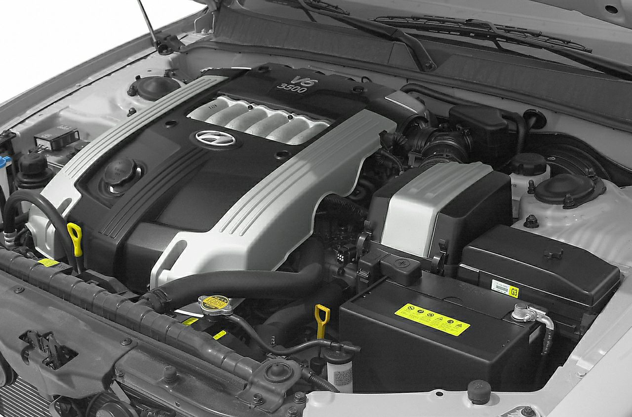 V6 3500 engine bay showing components and layout