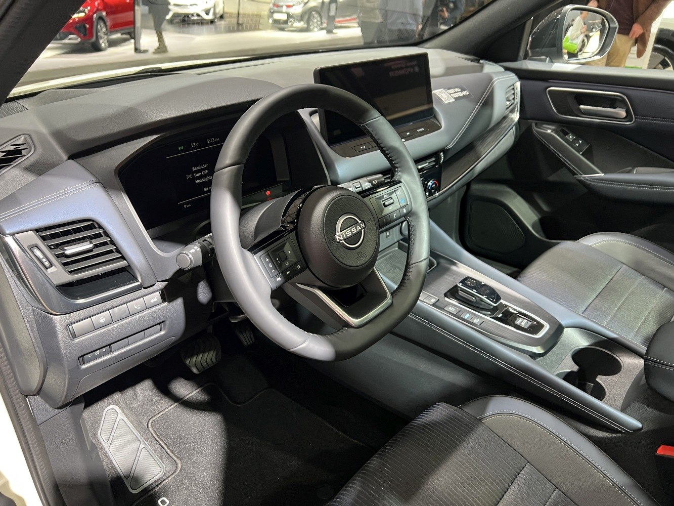 Dashboard with digital instrument cluster and multifunction steering wheel