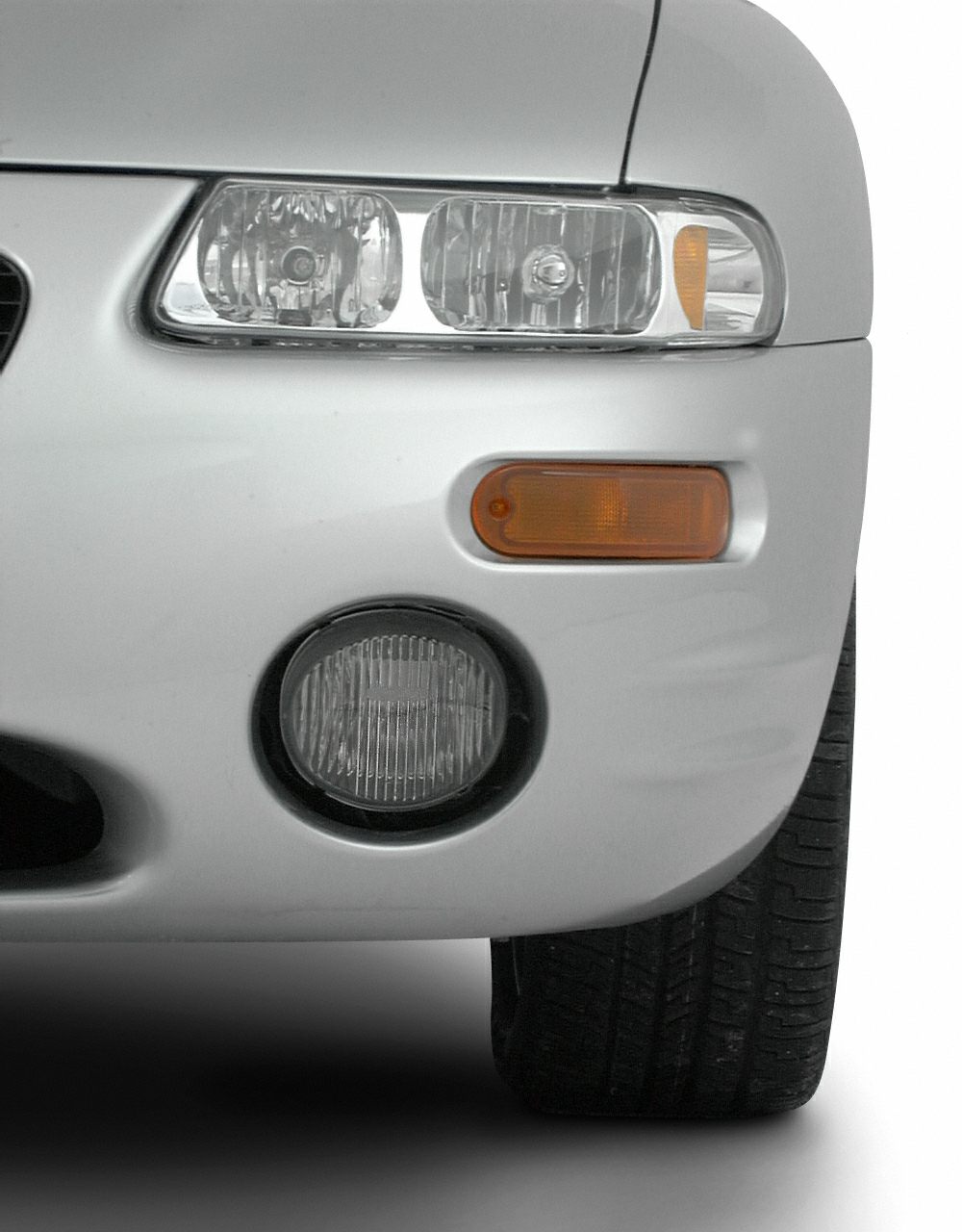 Front headlight, fog light, and turn signal on car front
