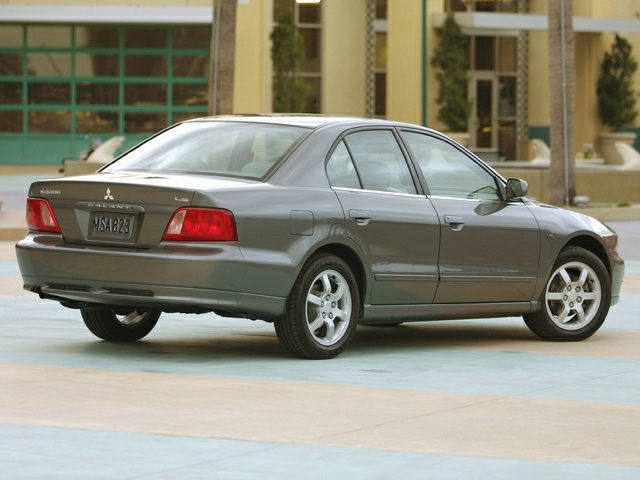 3/4 rear-right view