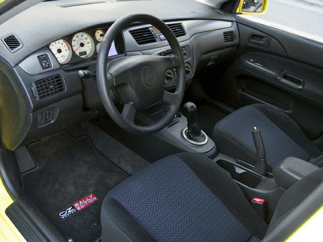 Dashboard, manual transmission, Rally Edition floor mats, sporty seats