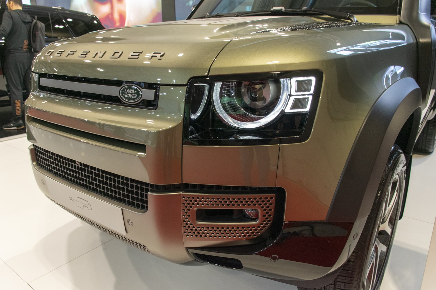 Front LED headlight with distinctive grille and bumper details