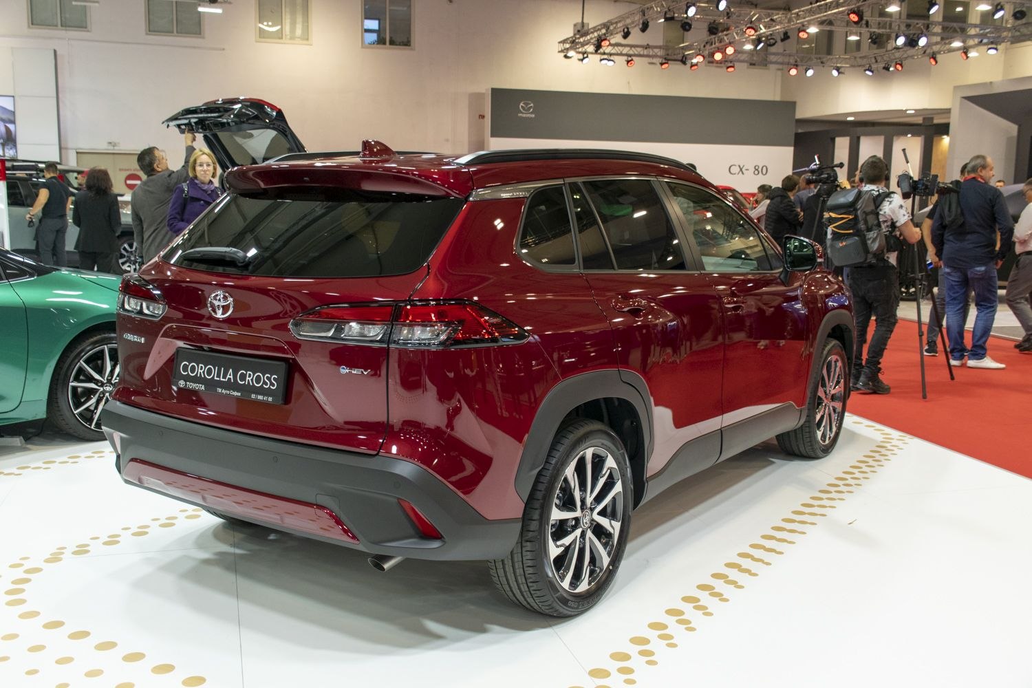 3/4 rear-right view