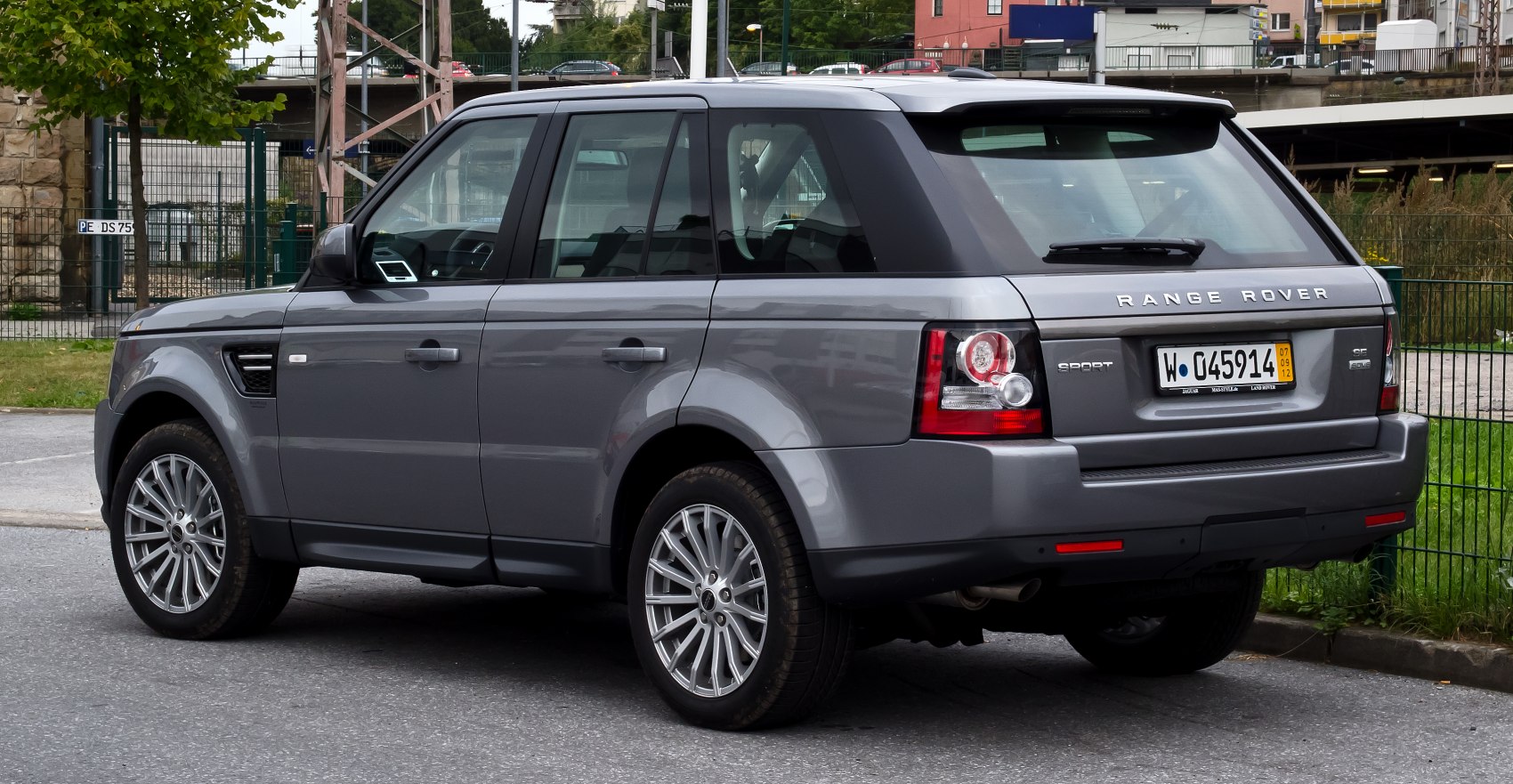3/4 rear-left view