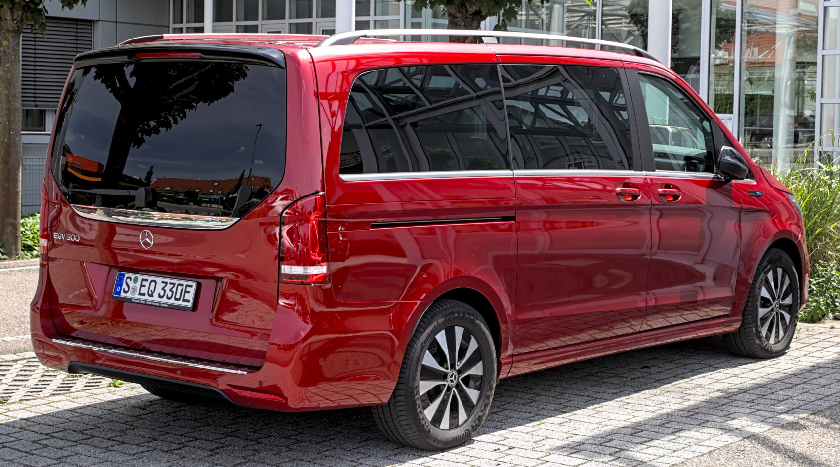 3/4 rear-right view