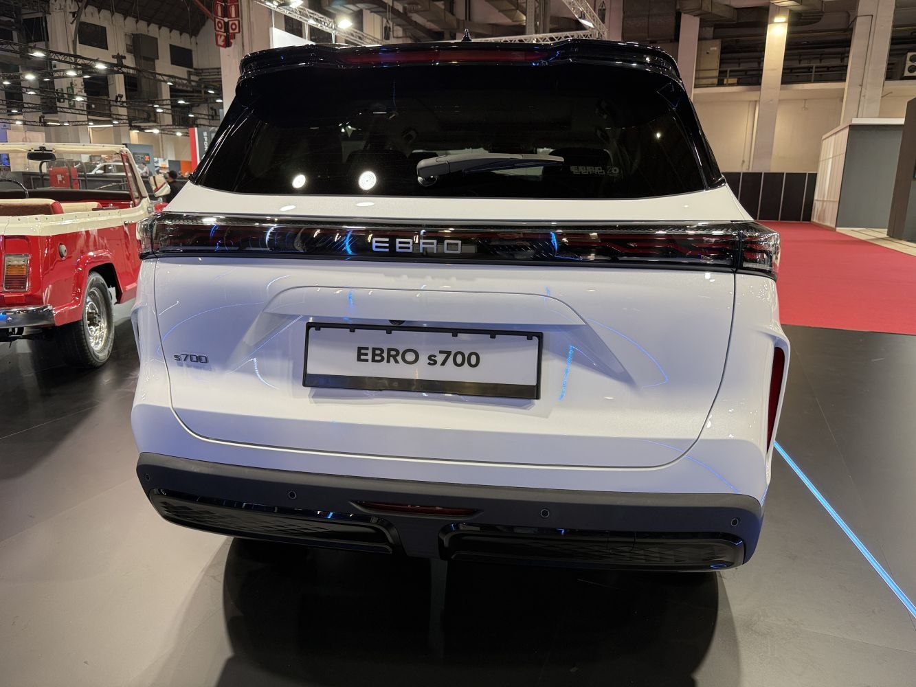2025 EBRO s700 Rear View