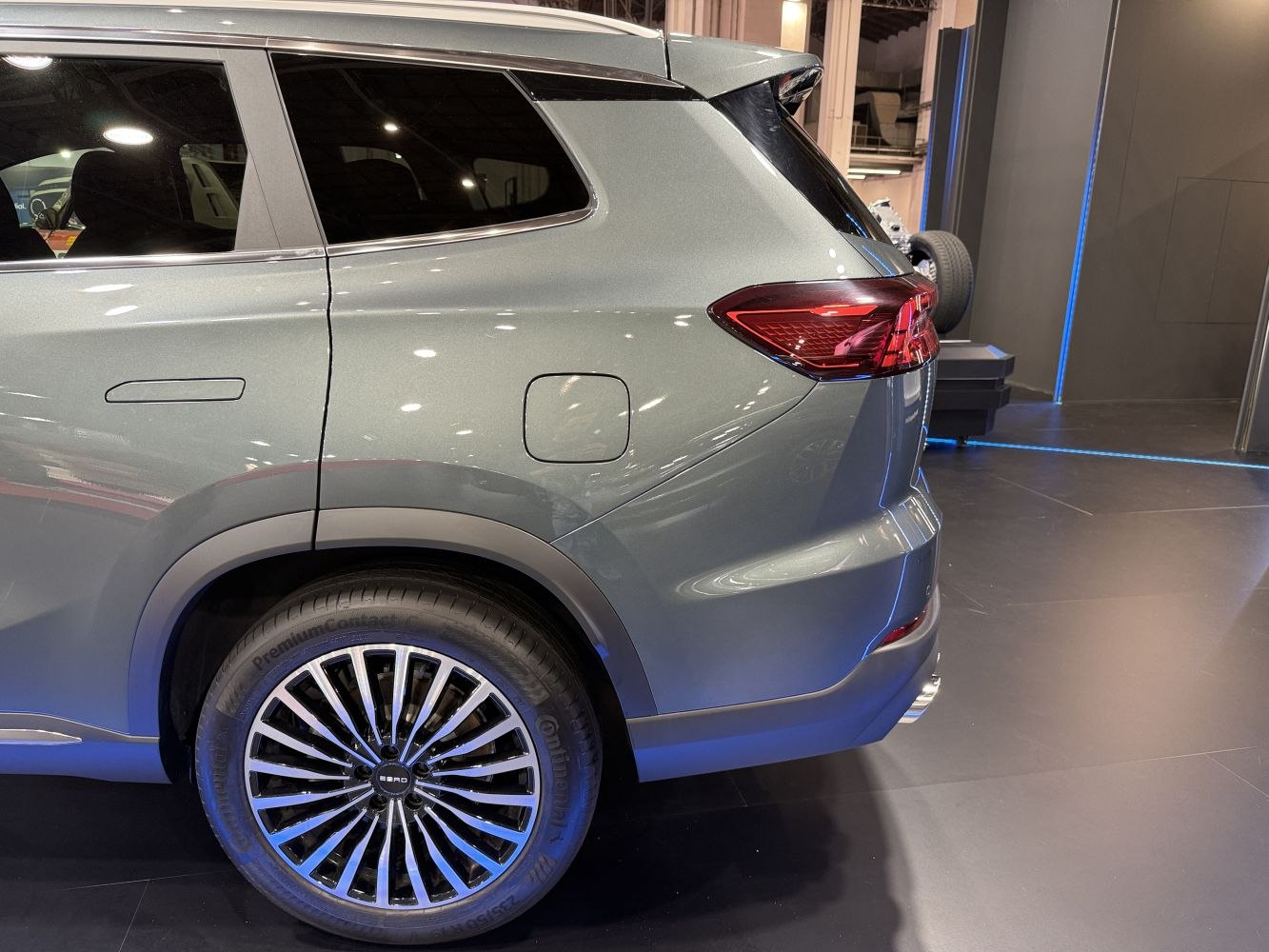 SUV rear side with alloy wheel and modern taillight design